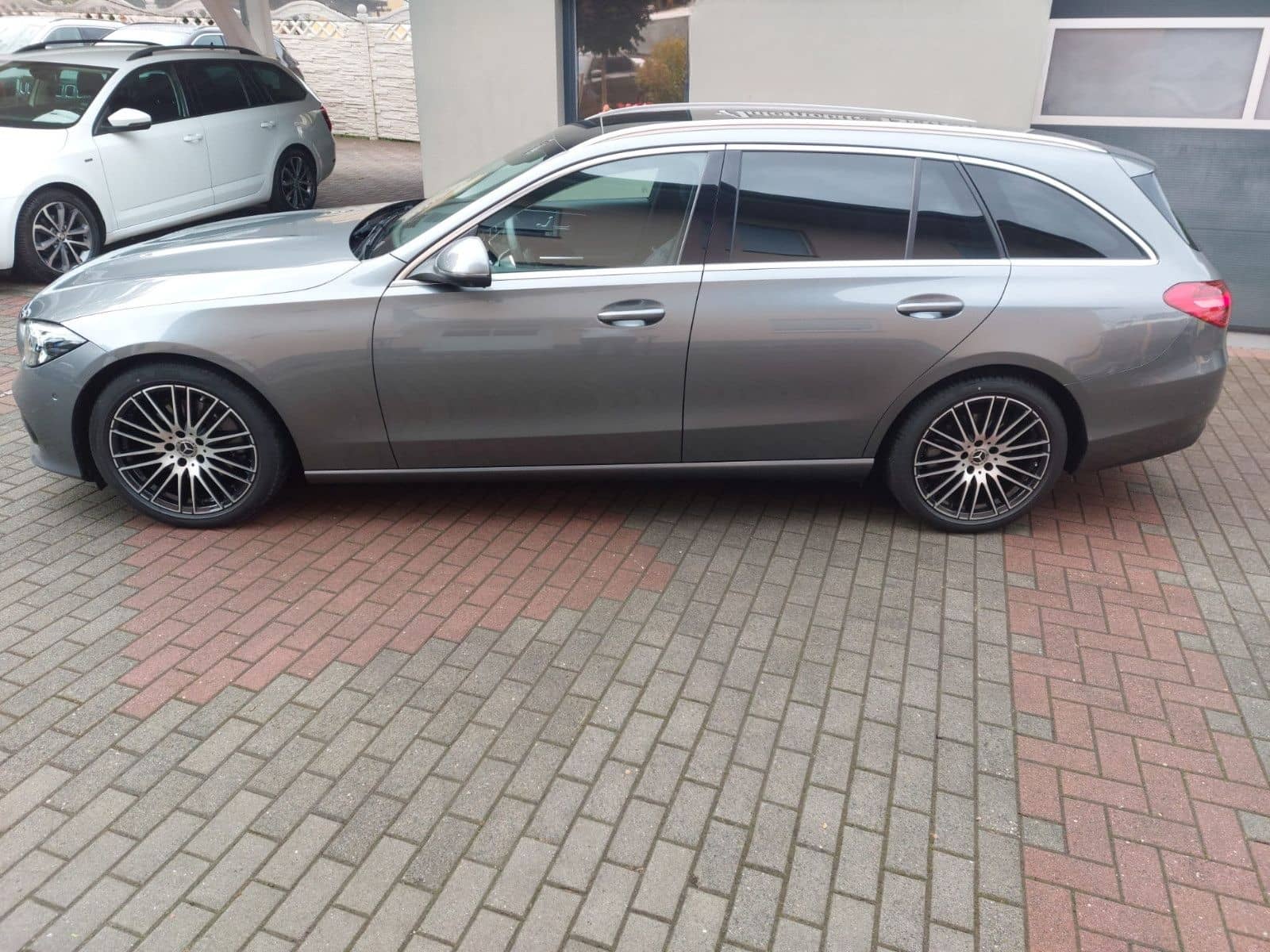 Mercedes-Benz C 220d 4MATIC+360°+LEDER+48TKM+GARANTIE foto 4