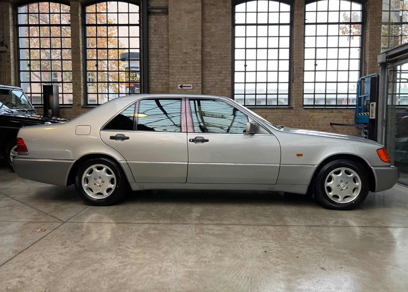 Mercedes-Benz S 320 300SE W140 1.HD/unfallfrei/Erstlack foto 2