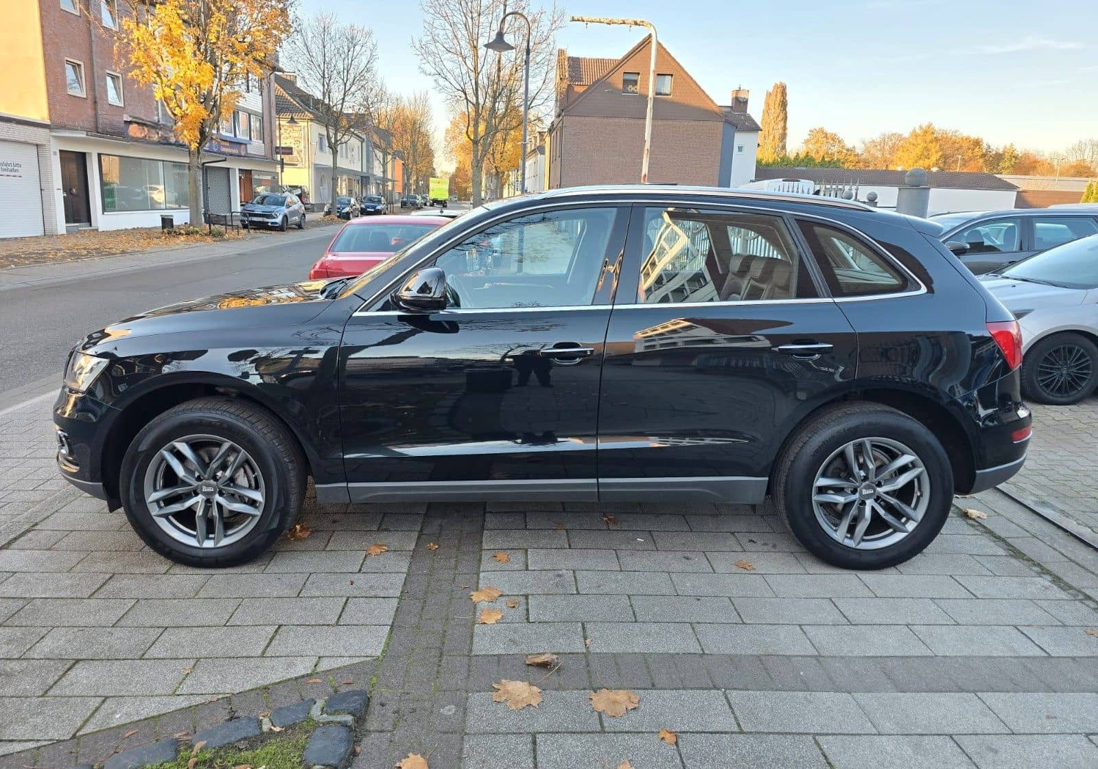 Audi Q5 2.0 TDI 140 kW quattro*PANO*LEDER*ACC*AHK* foto 8