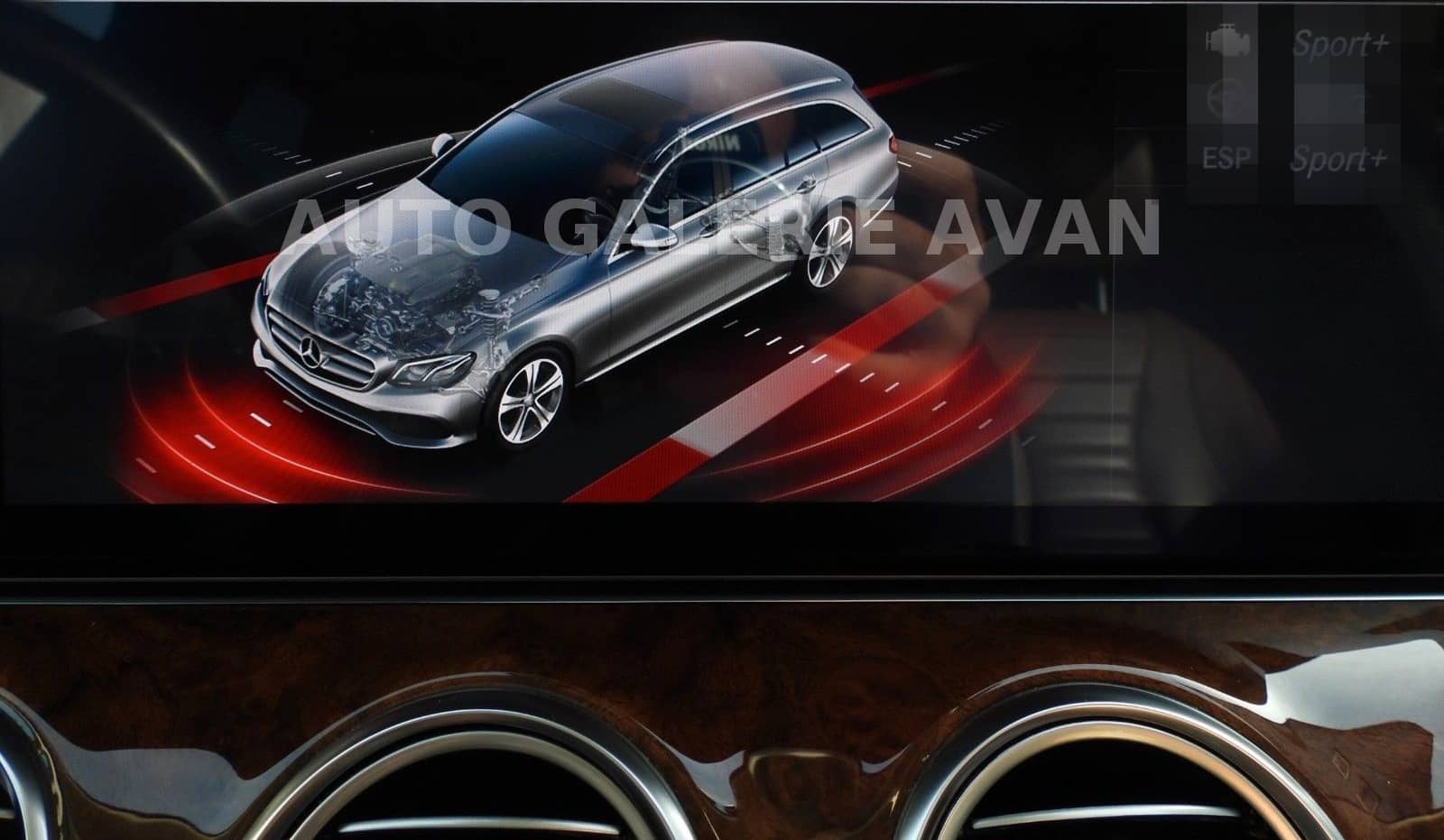 Mercedes-Benz E 220 D T AMG LINE/WIDESCREEN/MULTI/MEMORY/360°/ foto 25