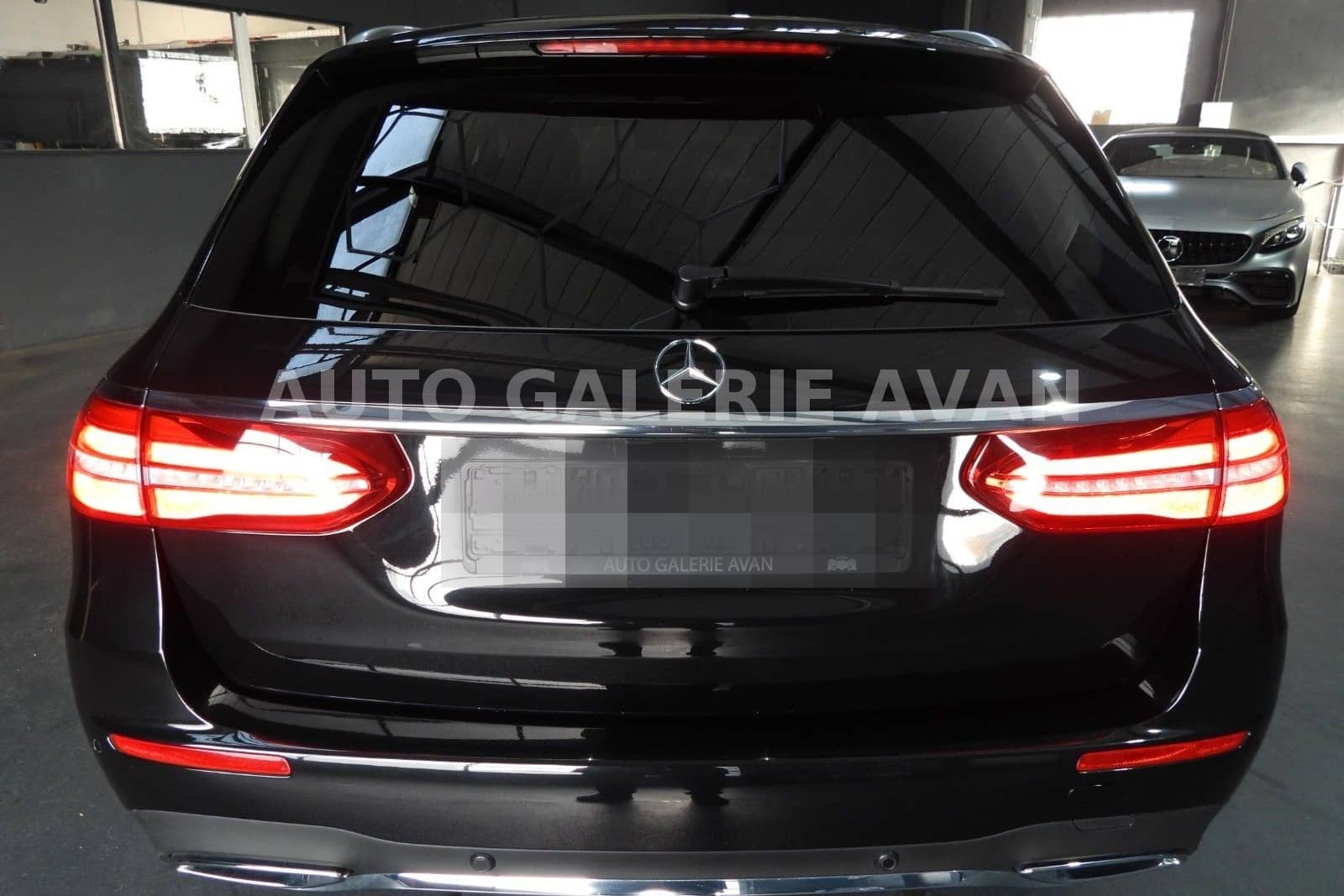 Mercedes-Benz E 220 D T AMG LINE/WIDESCREEN/MULTI/MEMORY/360°/ foto 5