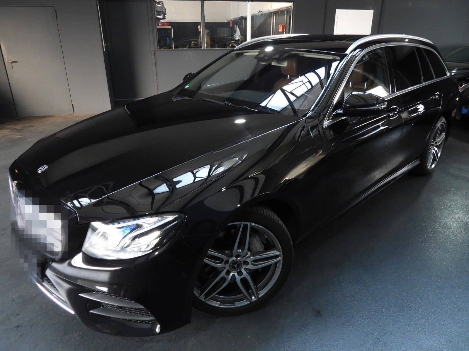 Mercedes-Benz E 220 D T AMG LINE/WIDESCREEN/MULTI/MEMORY/360°/ foto 8