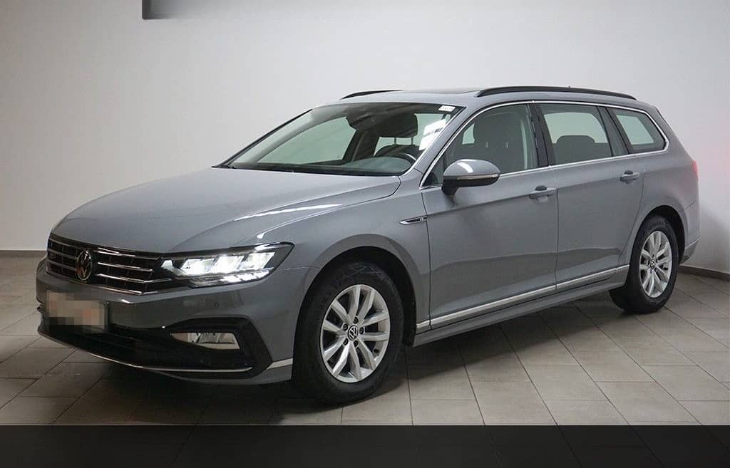 Volkswagen Passat 2.0TDI DSG R-Line Pano AHK LEDER NAVI LED foto 1