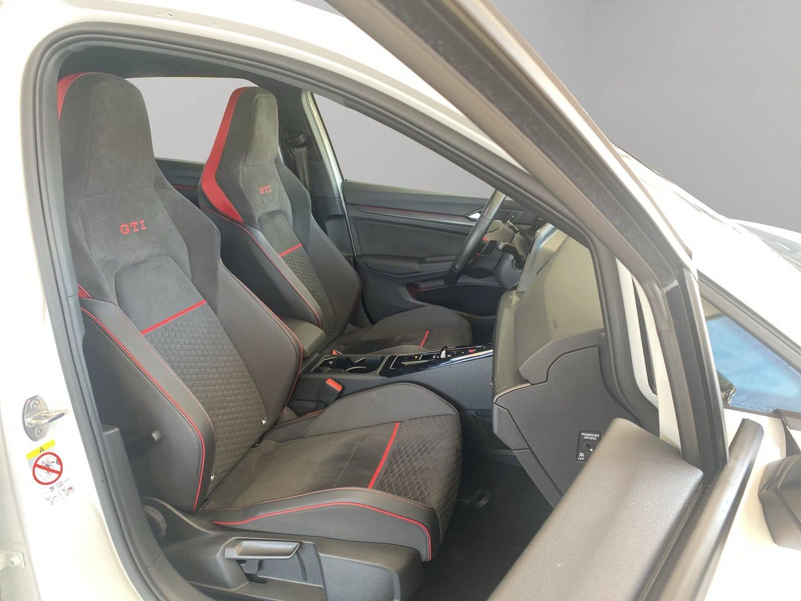 Volkswagen Golf VIII GTI Clubsport (SHZ.PDC.NAVI.DAB.Head-U foto 6