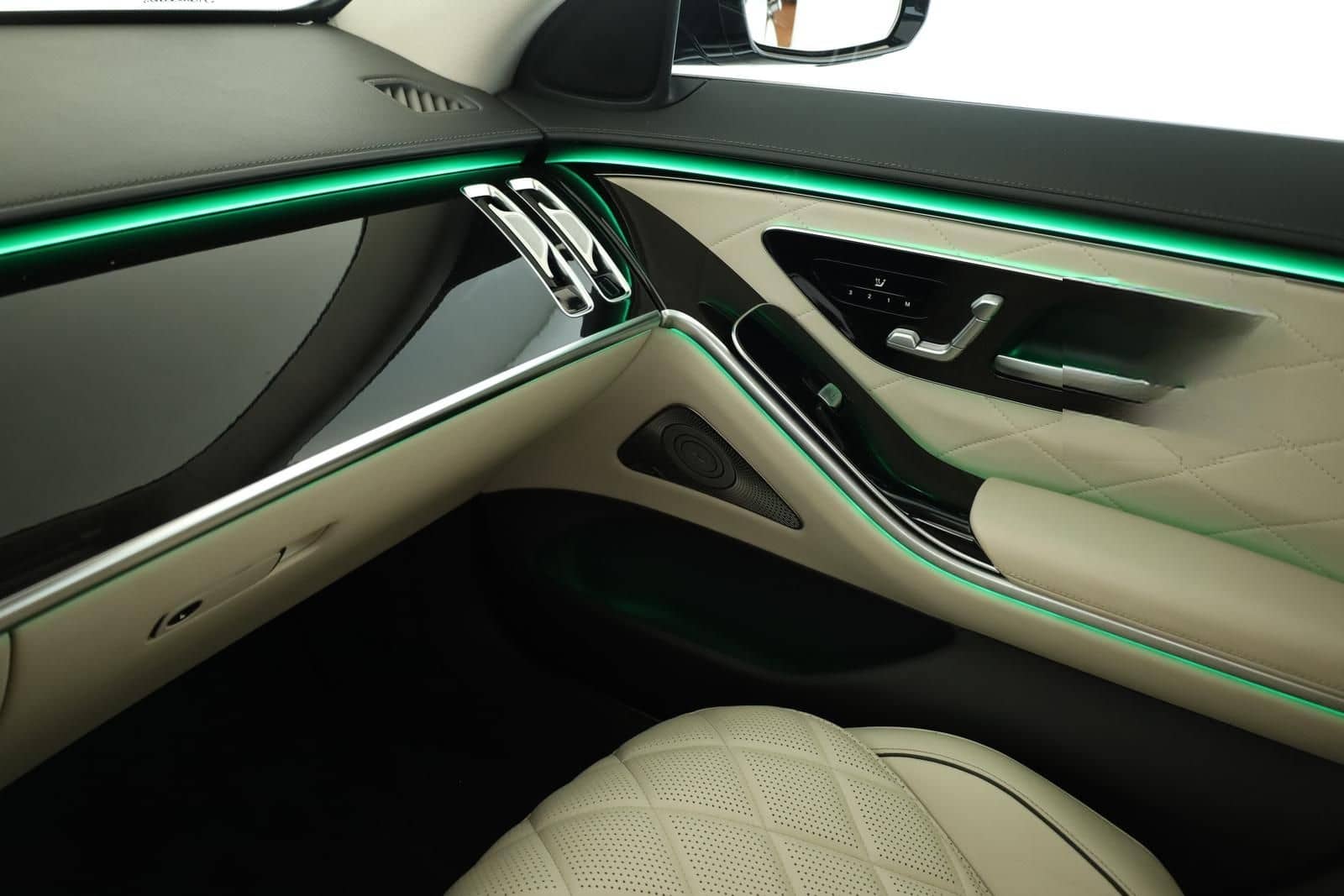 Mercedes-Benz S 400 d 4M lang AMG DIGITAL Pano HUD HighEnd 21" foto 14