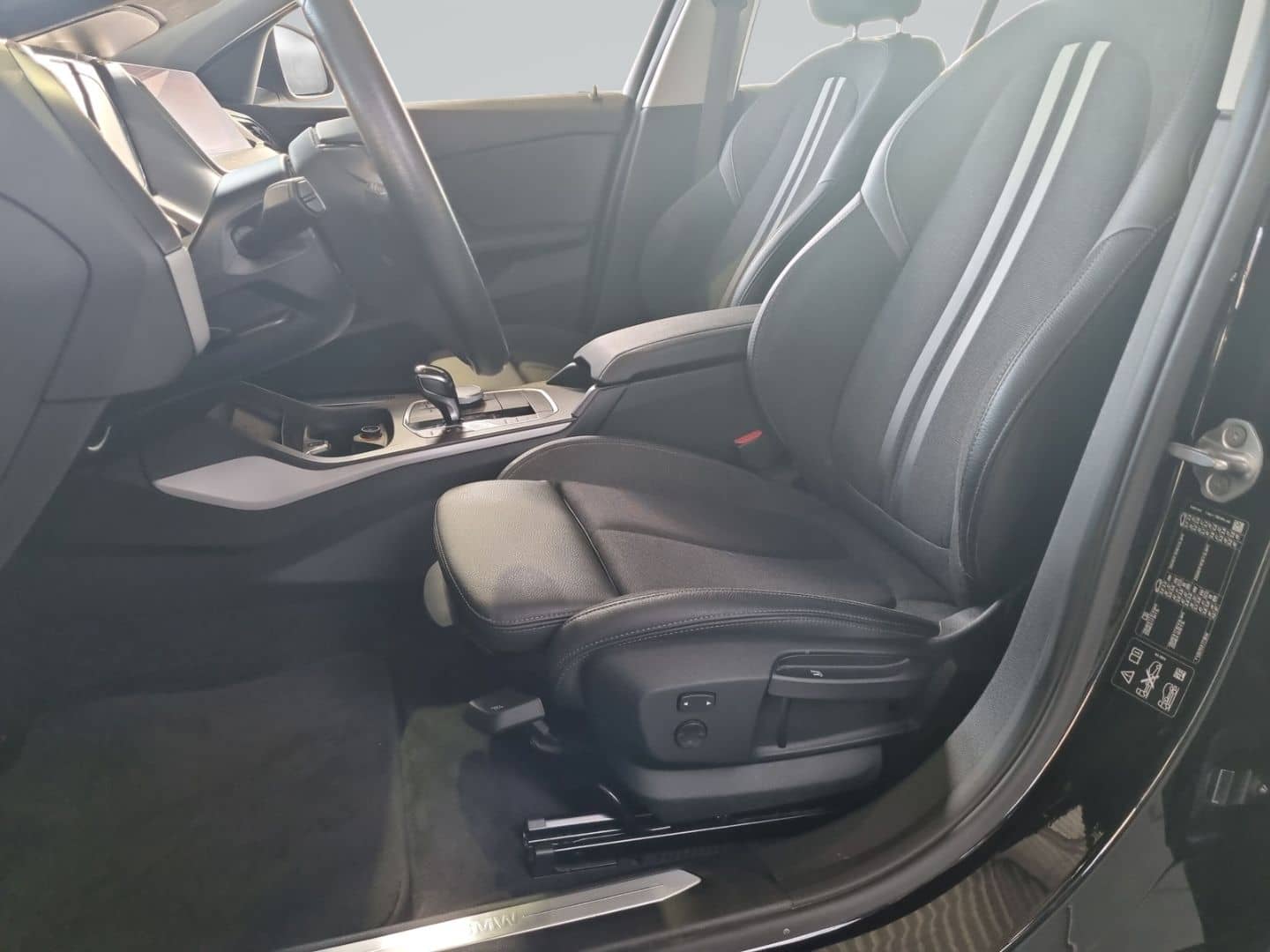 BMW 120 d xDrive AHK-abnehmbar Navi  Digitales Cockp foto 13