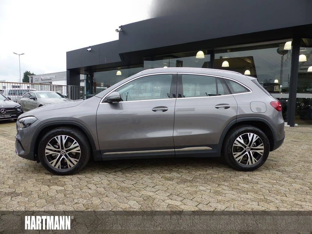 Mercedes-Benz GLA 180 PROGRESSIVE+AHK+TOTWINKEL+RF.-KAM+MEMORY foto 2