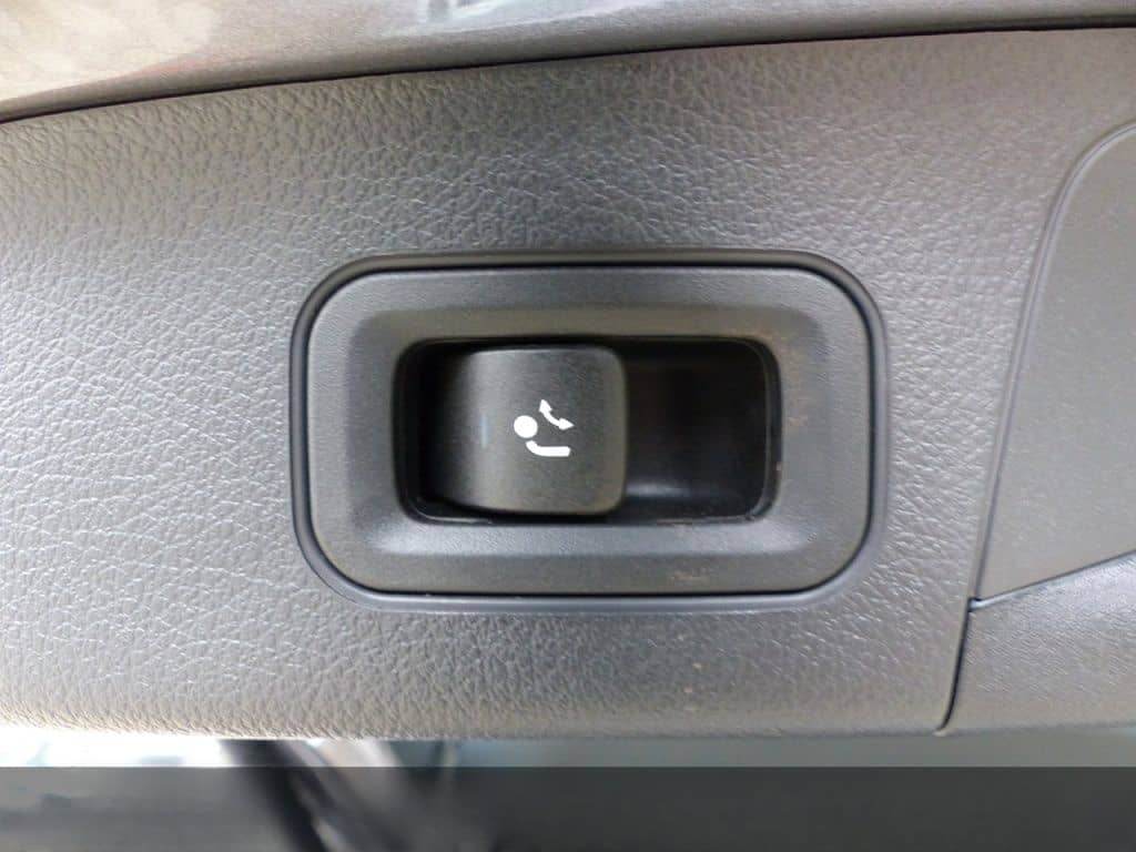 Mercedes-Benz GLA 180 PROGRESSIVE+AHK+TOTWINKEL+RF.-KAM+MEMORY foto 15