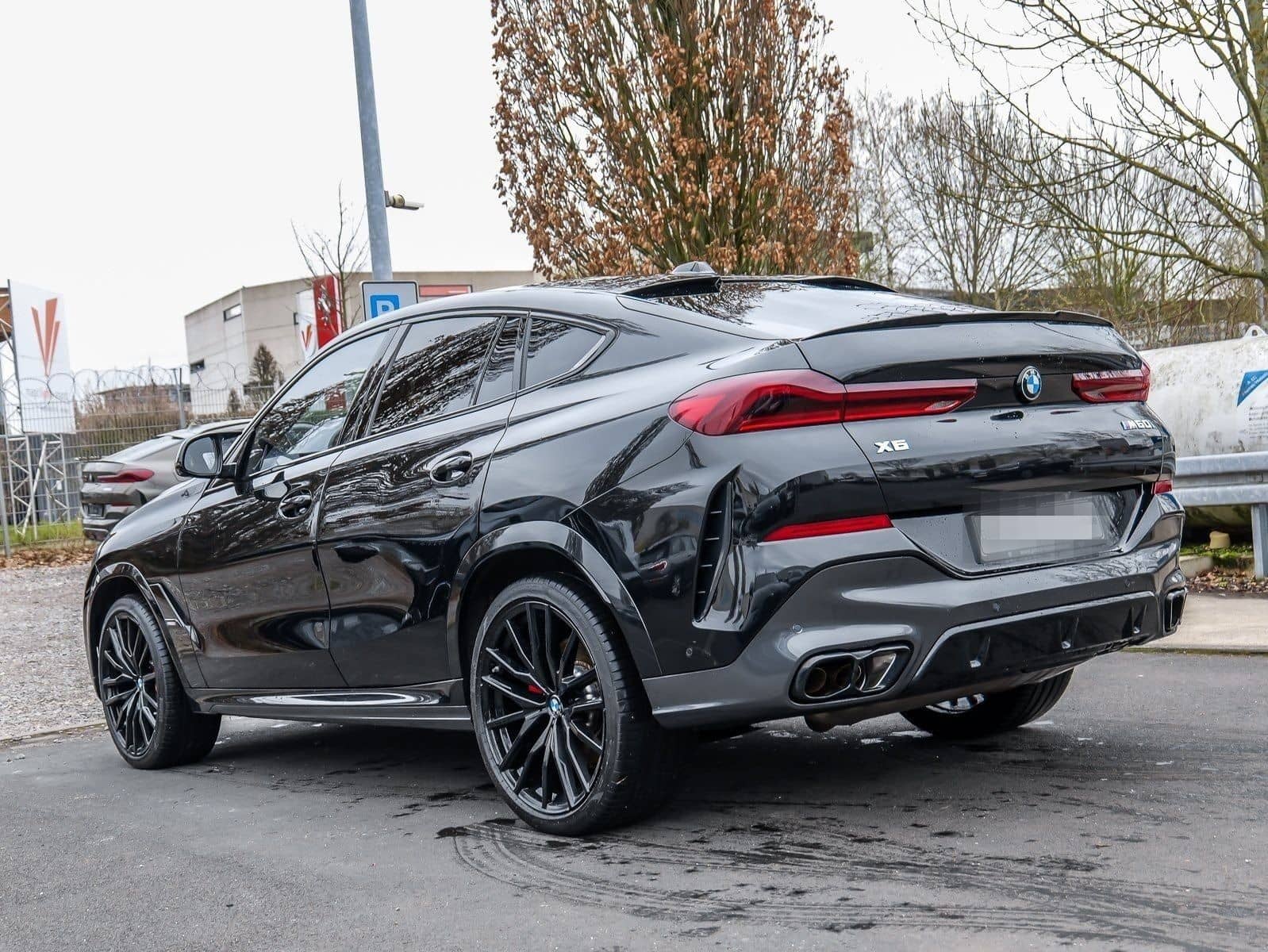 BMW X6 M60i xDrive M Sport PANO HUD ACC RFK NAVI LED foto 7