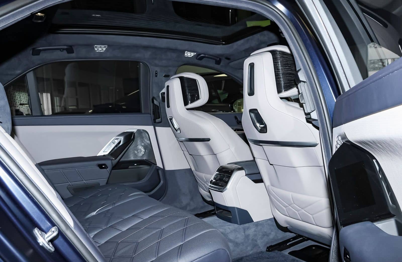 BMW 750e xDrive M Paket Pro foto 9