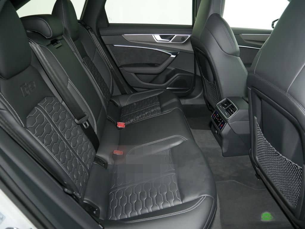 Audi RS6 Avant 4.0 TFSI quattro RS Sportabgas./ Pano. foto 5