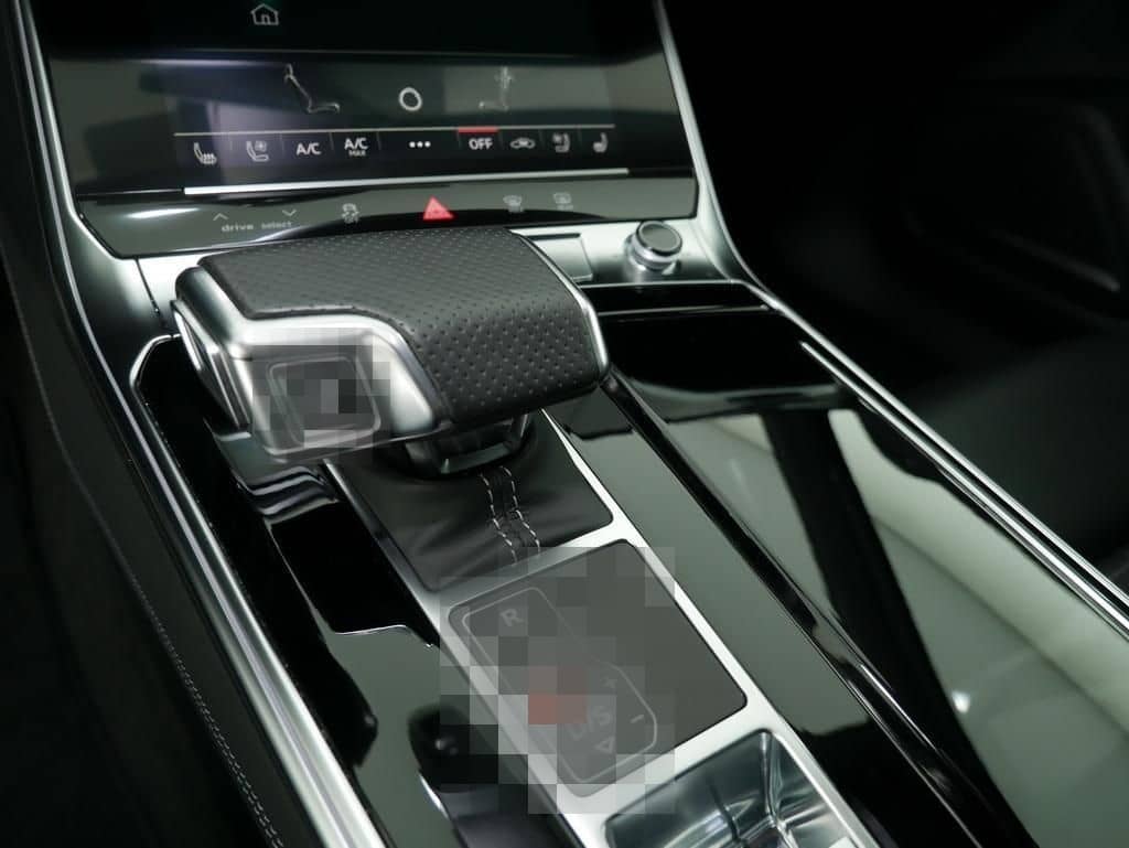 Audi RS6 Avant 4.0 TFSI quattro RS Sportabgas./ Pano. foto 8