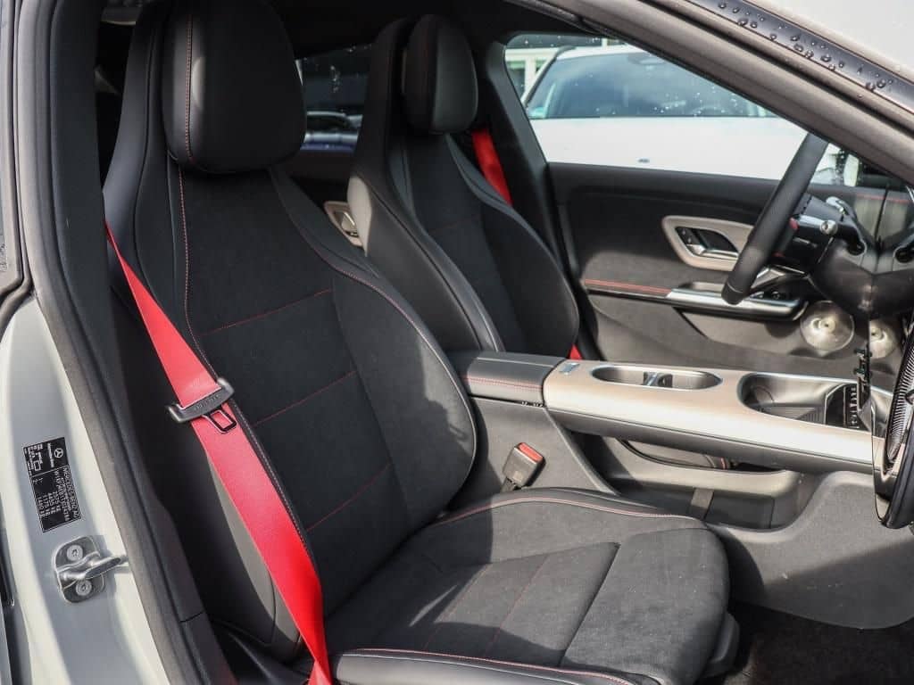 Mercedes-Benz CLA 350 4MATIC mit EQ Technologie AMG-Sport+Burm foto 6