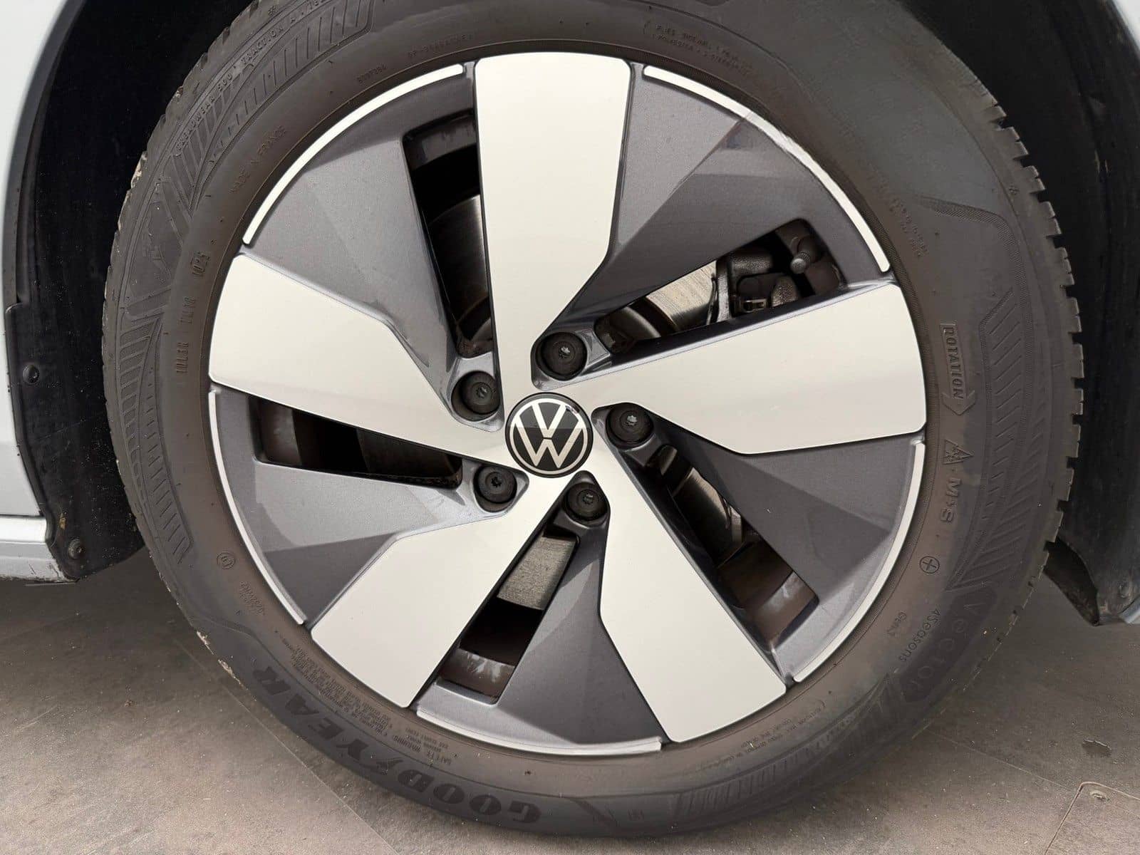 Volkswagen Passat Variant PA 1.5 eHybrid Business HeadAHK foto 13