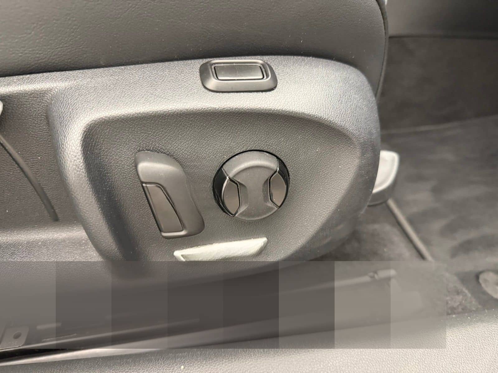 Volkswagen Passat Variant PA 1.5 eHybrid Business HeadAHK foto 4