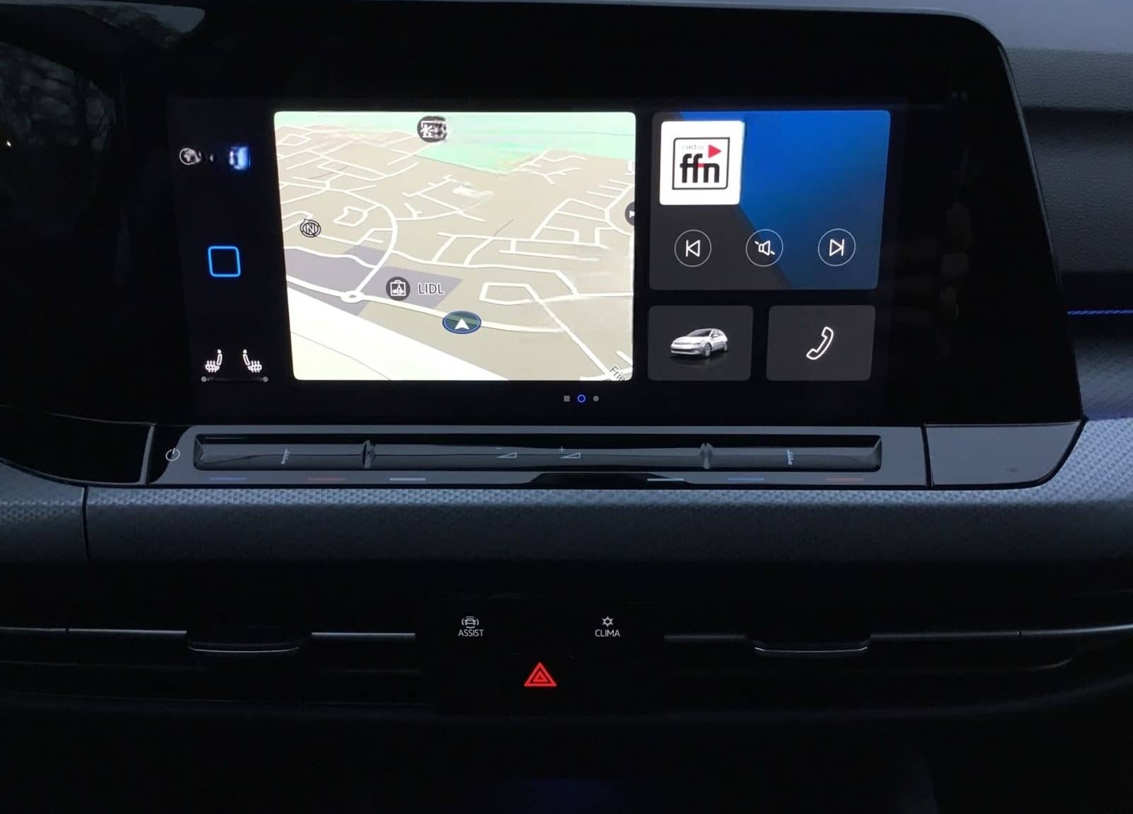 Volkswagen Golf VIII 1.5 TSI ACTIVE +LED +ACC +RKAM +VIRTUA foto 12