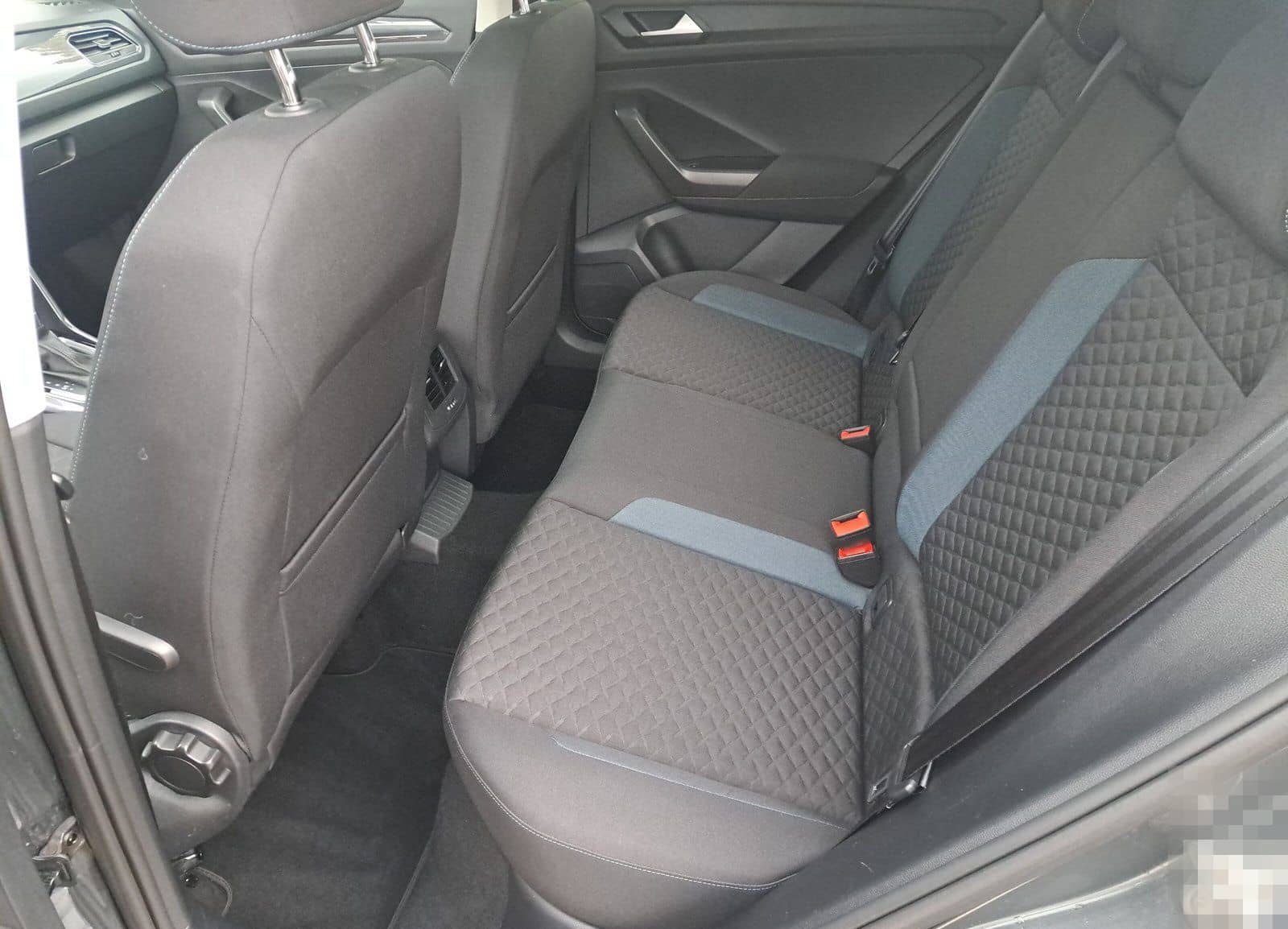 Volkswagen T-Roc 1.5 TSI ACT IQ.DRIVE OPF foto 14