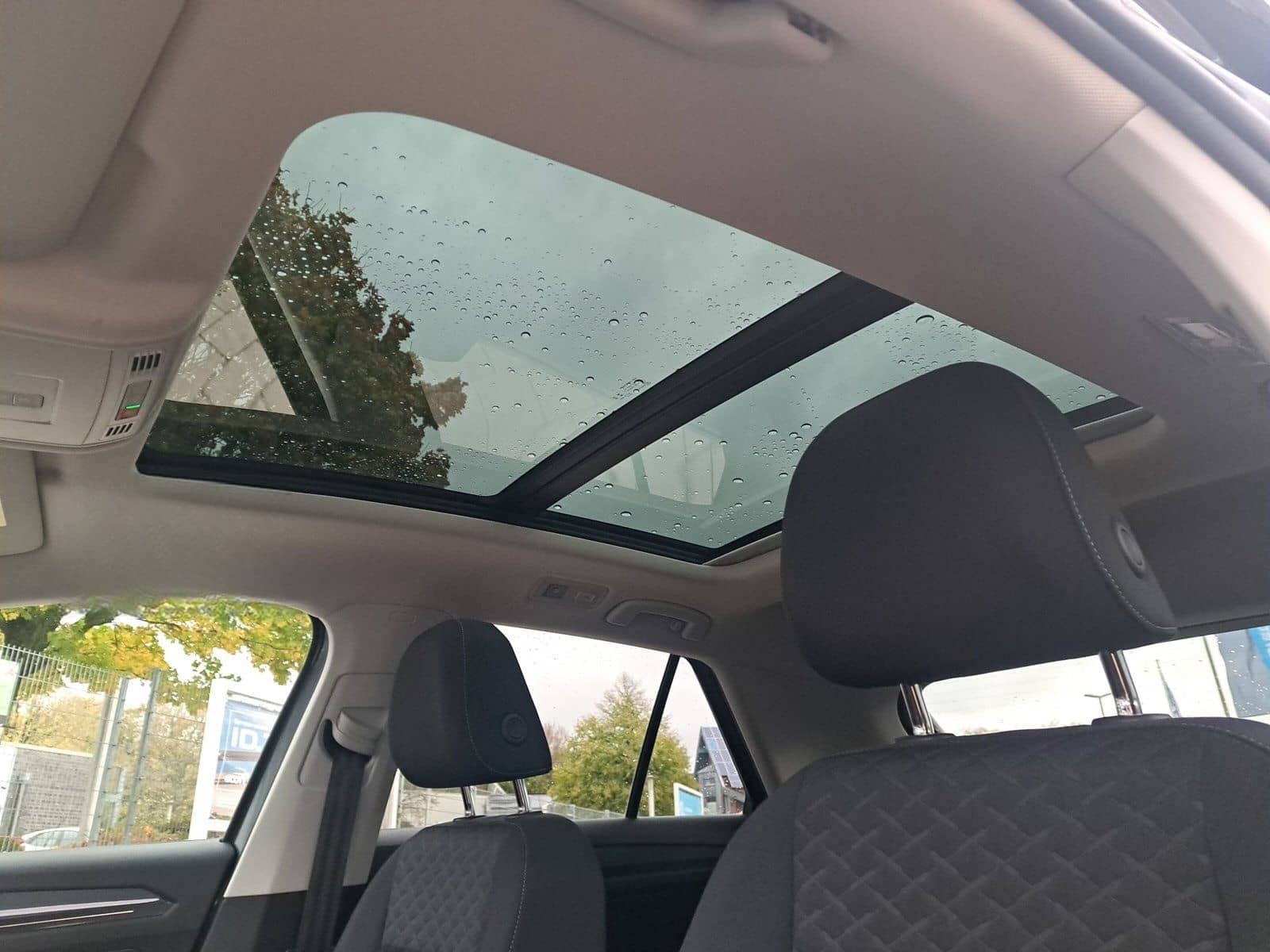 Volkswagen T-Roc 1.5 TSI ACT IQ.DRIVE OPF foto 18