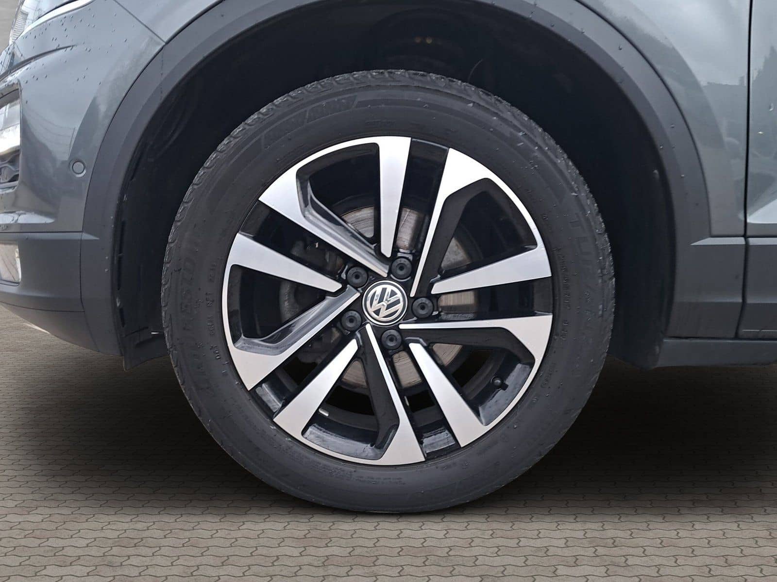 Volkswagen T-Roc 1.5 TSI ACT IQ.DRIVE OPF foto 3