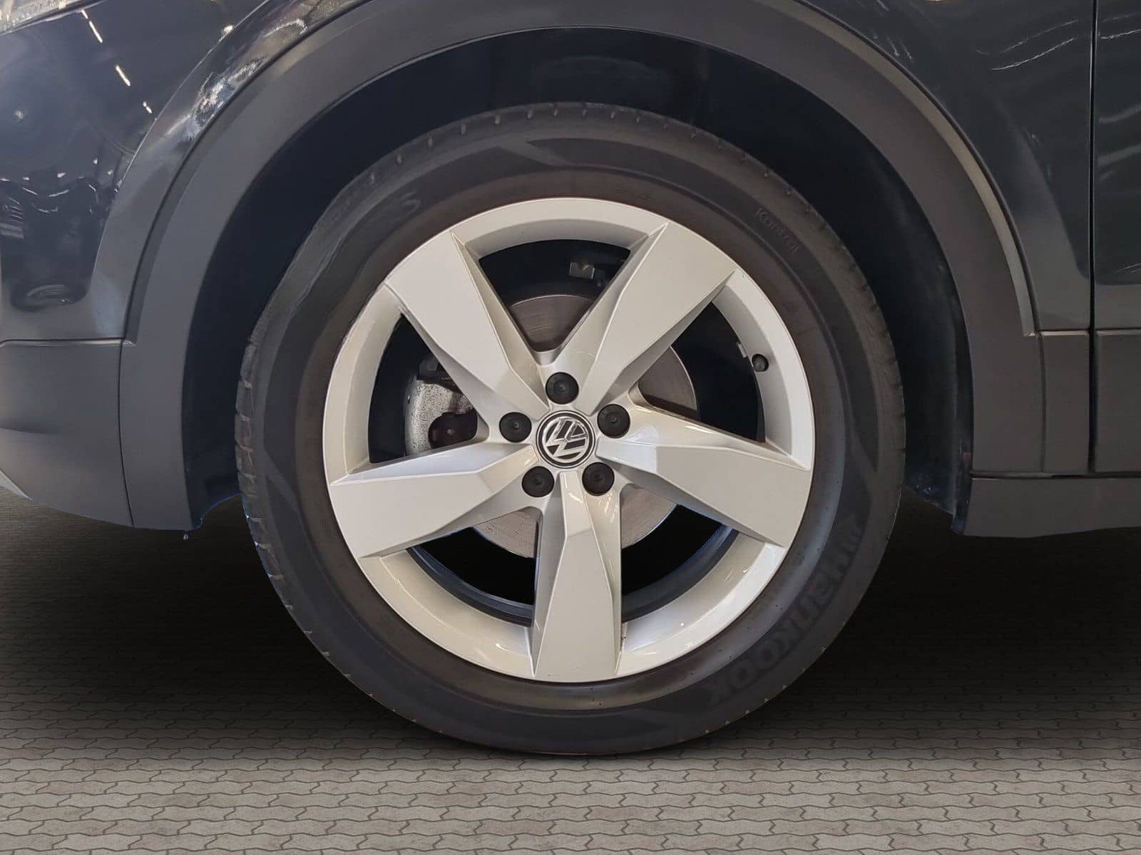 Volkswagen T-Cross 1.0 TSI Style Navi Parksensor Telefon Kl foto 2