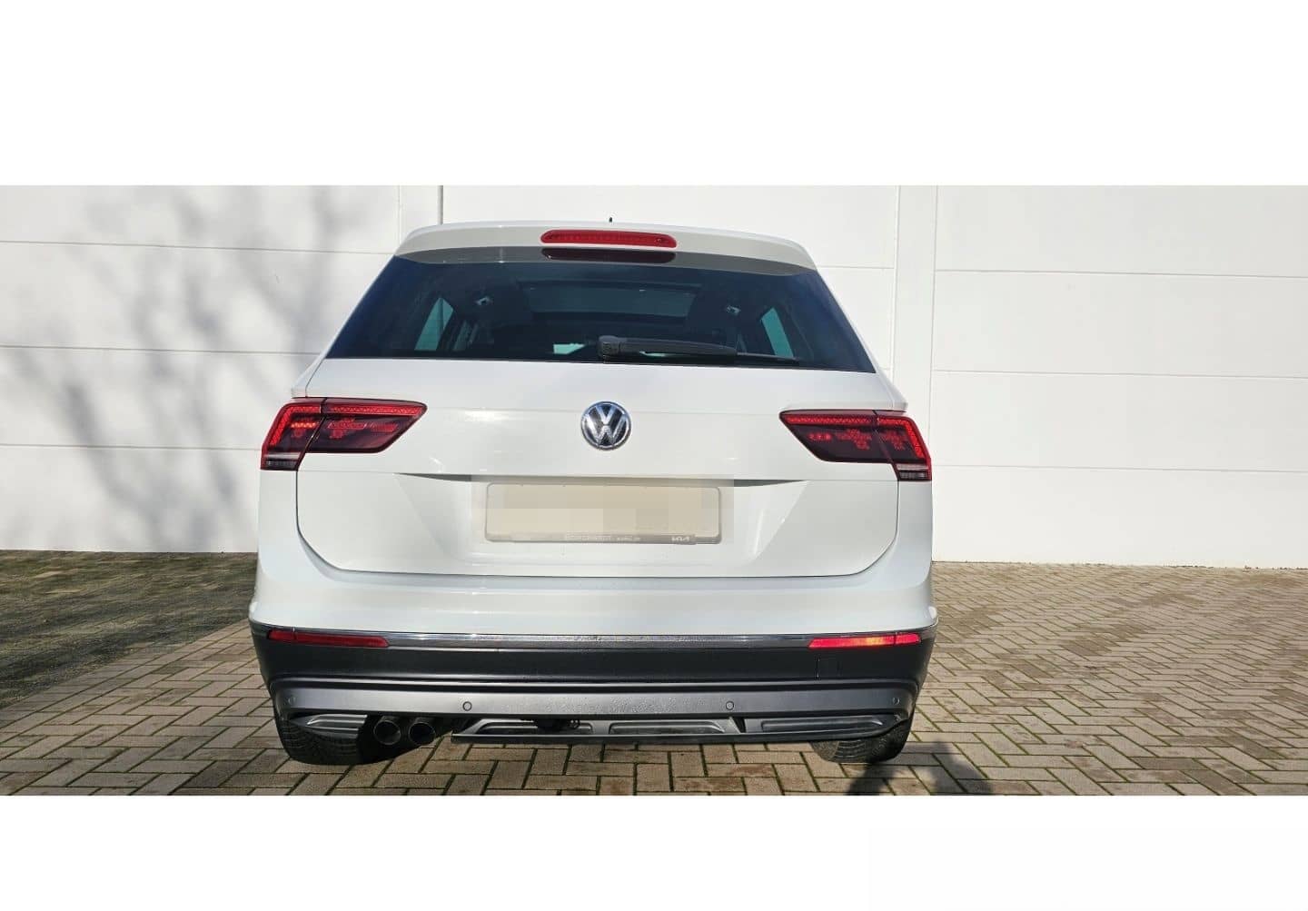 Volkswagen Tiguan Highline BMT TDI 2.0 Pano AHK ab. Navi AC foto 7