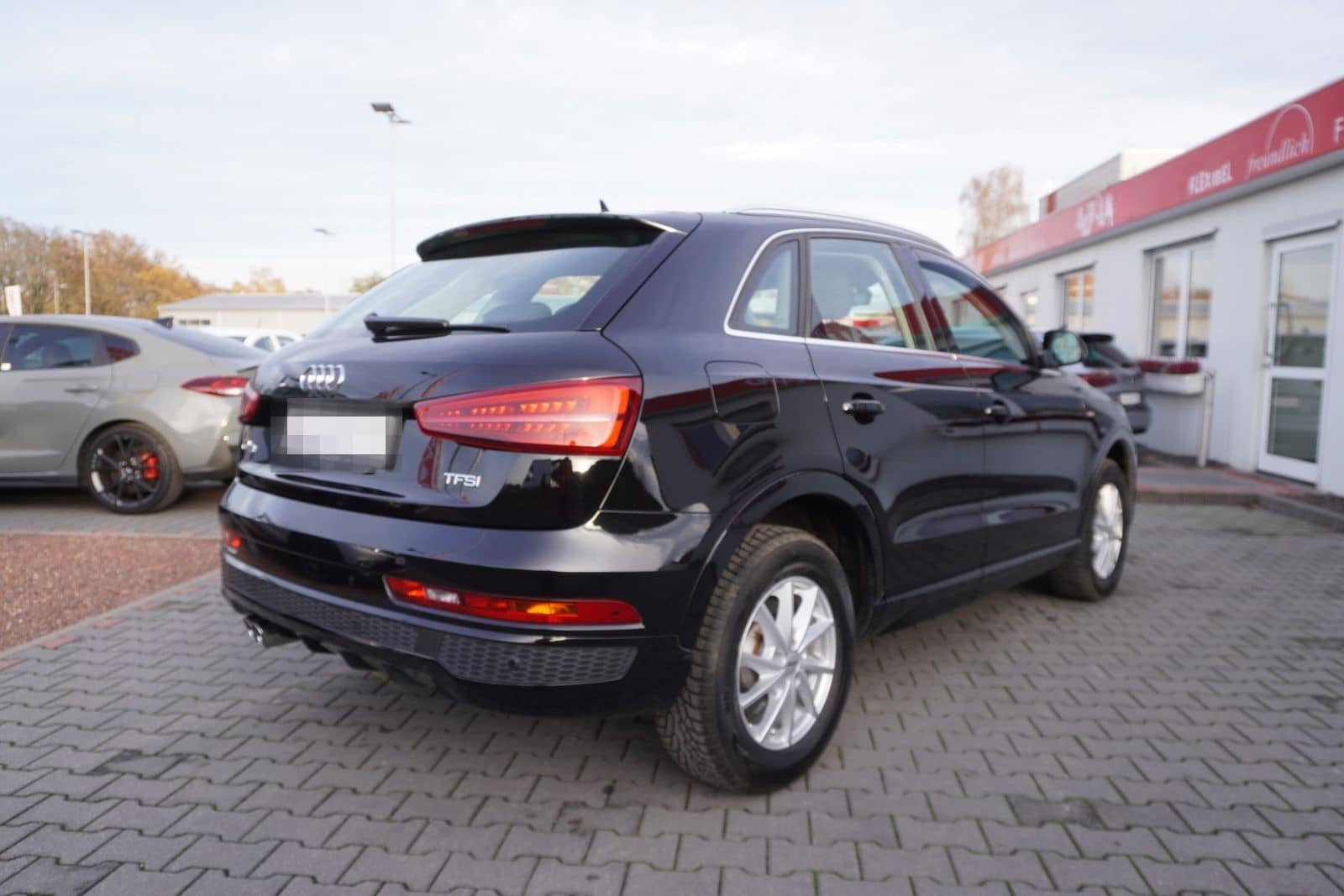 Audi Q3 1.4 TSI S-Tronic LED Navi Tempomat PDC foto 5