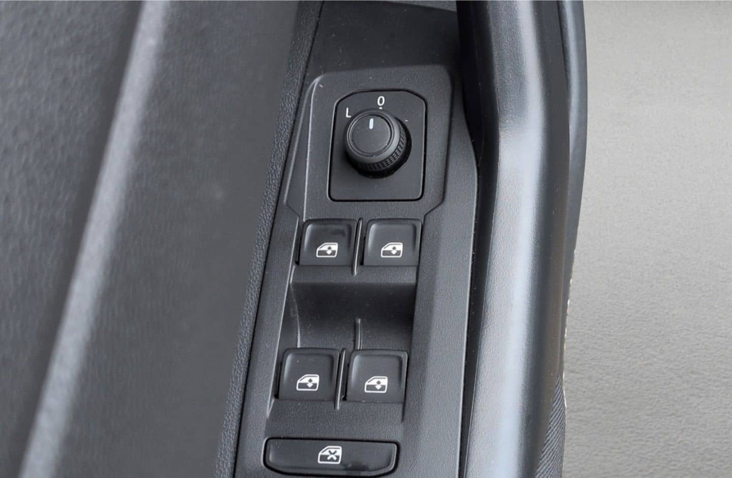 Volkswagen Polo Life 1.0TSI*ACC LED Navi digCockp SHZ 2xPDC foto 17