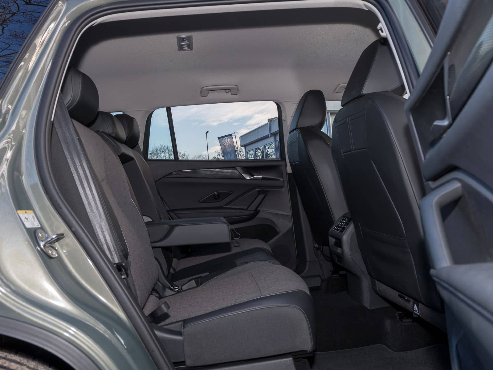 Volkswagen Tayron 1.5 eTSI DSG Life NAVI AHK REARVIEW LED P foto 7