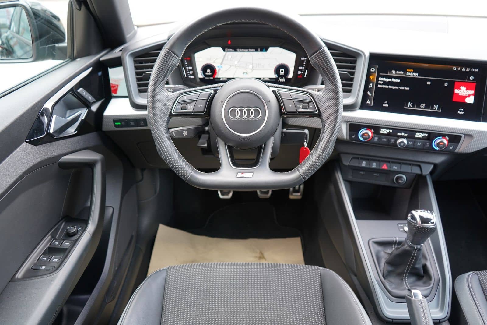 Audi A1 Citycarver 25 TFSI S-Line LED Navi PDC DAB foto 18