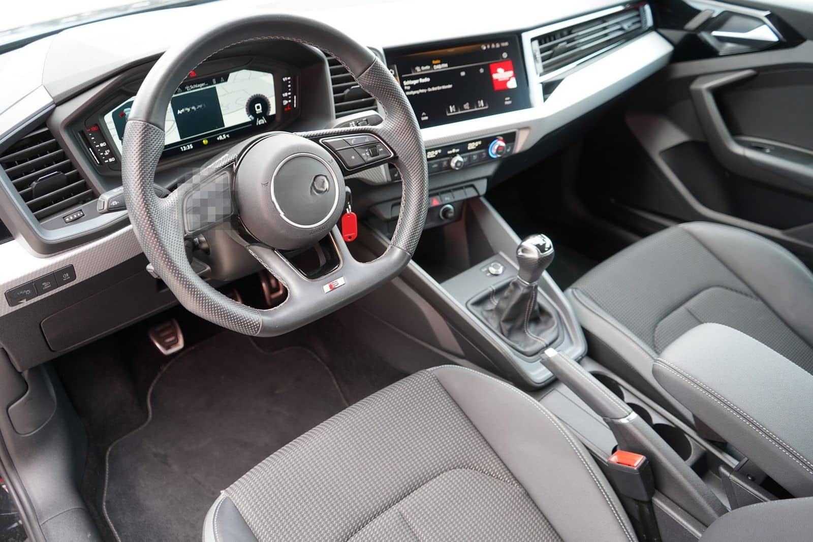 Audi A1 Citycarver 25 TFSI S-Line LED Navi PDC DAB foto 8