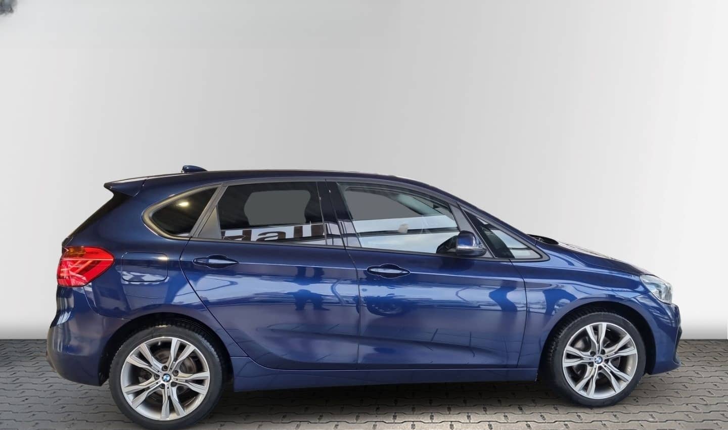 BMW 220 Active Tourer d Sport Line+AHK+LED+KAMERA+DA foto 4