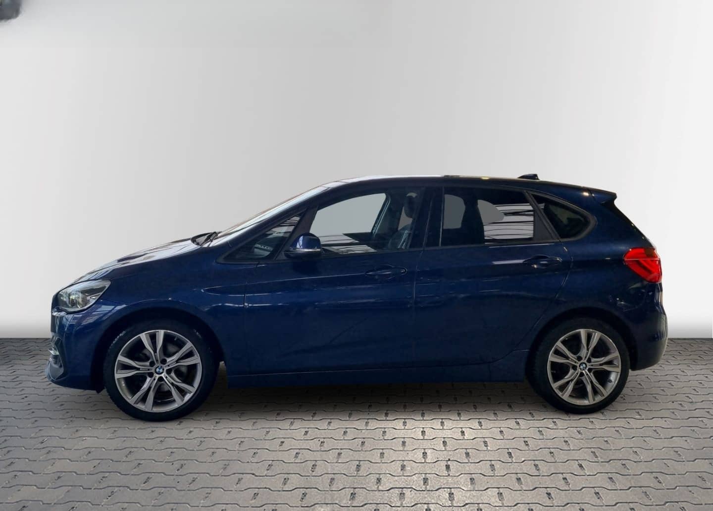 BMW 220 Active Tourer d Sport Line+AHK+LED+KAMERA+DA foto 7