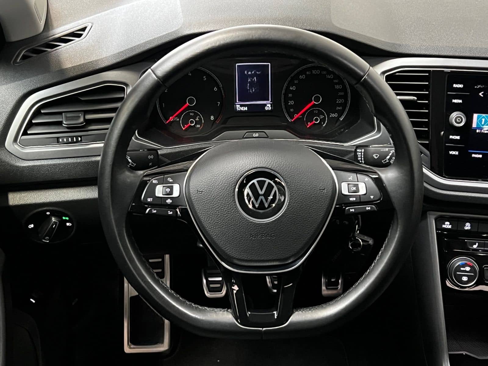 Volkswagen T-Roc 1.5 TSI Active Navi ACC LED SZH 17 Zoll foto 7