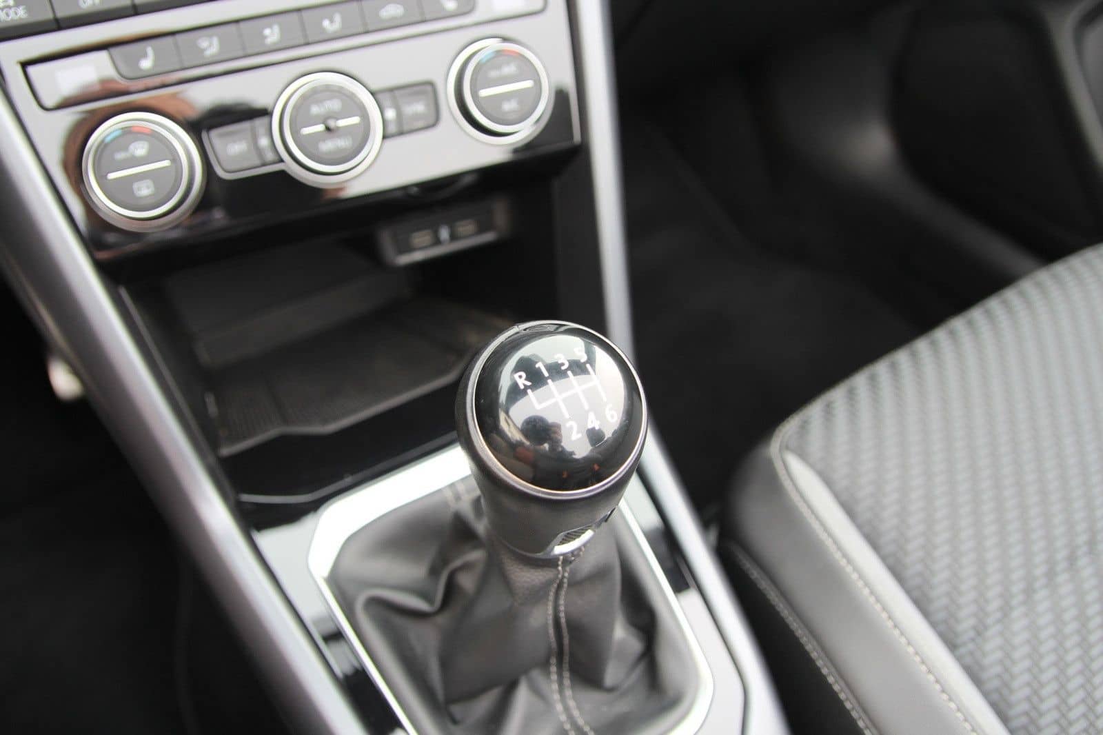 Volkswagen T-Roc Cabriolet R-Line/LED/Kamera foto 22