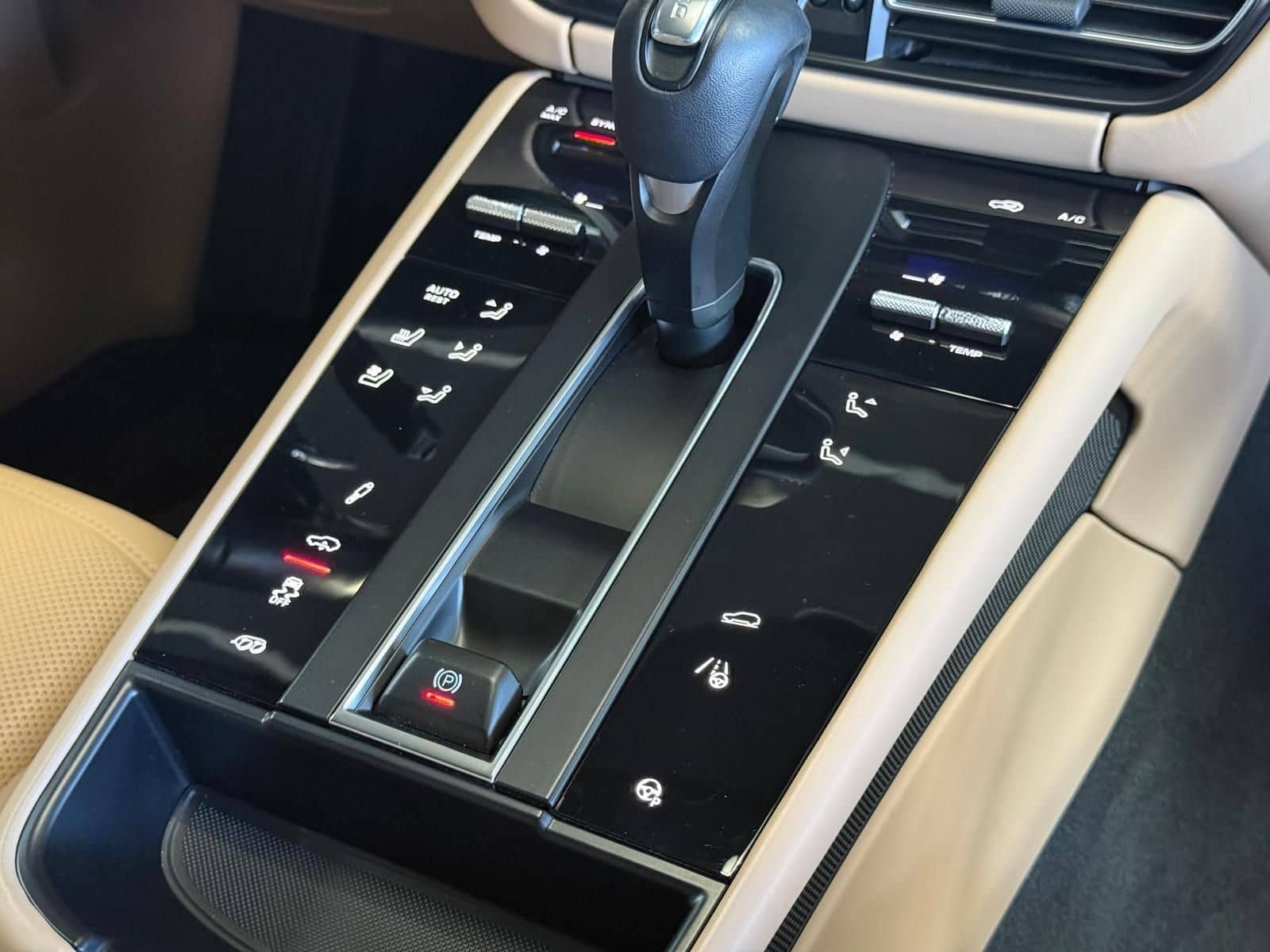 Porsche Macan GTS Pano Standheiz. AHK 360° Sitzbelüftung foto 25