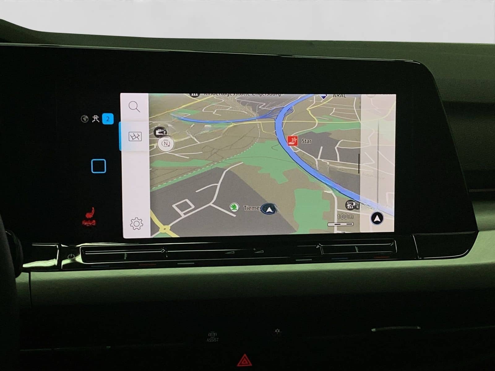 Volkswagen Golf 2.0 TDI DSG LIFE NAVI ASSIST KAMERA foto 13