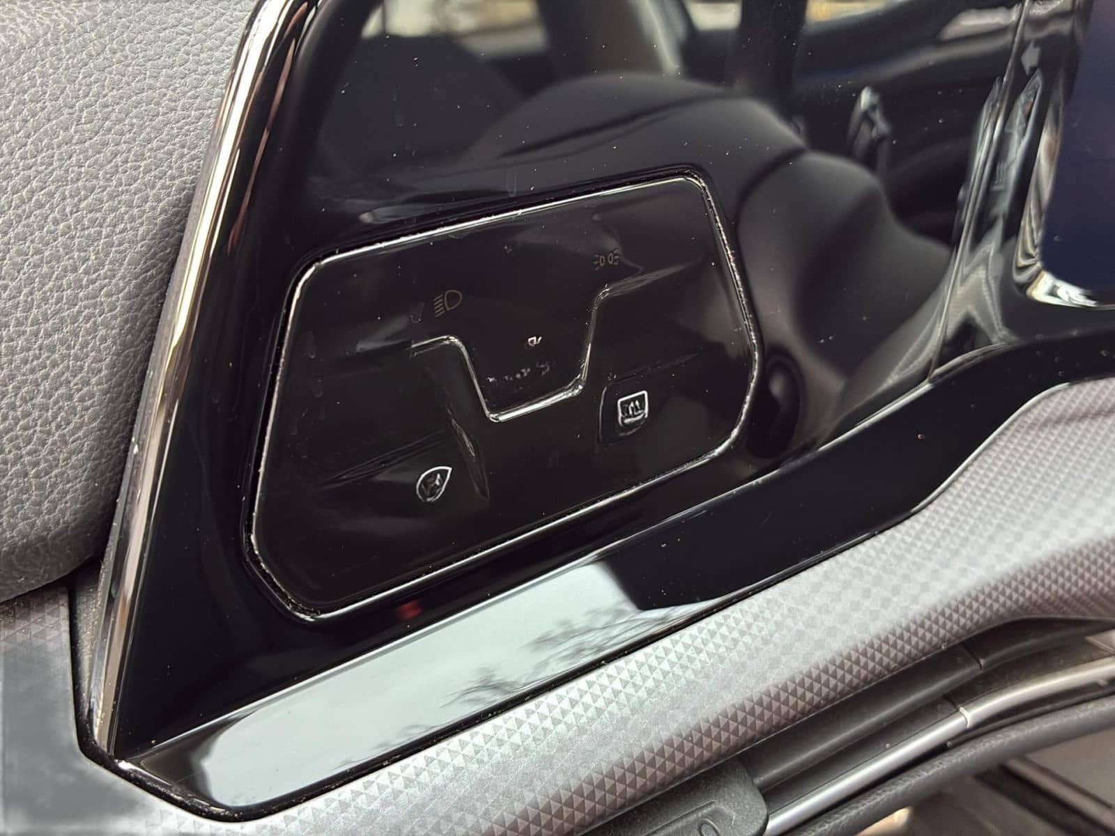 Volkswagen Golf VIII 2.0 TDI Active DSG *PANO*AHK*HuD*ACC* foto 12