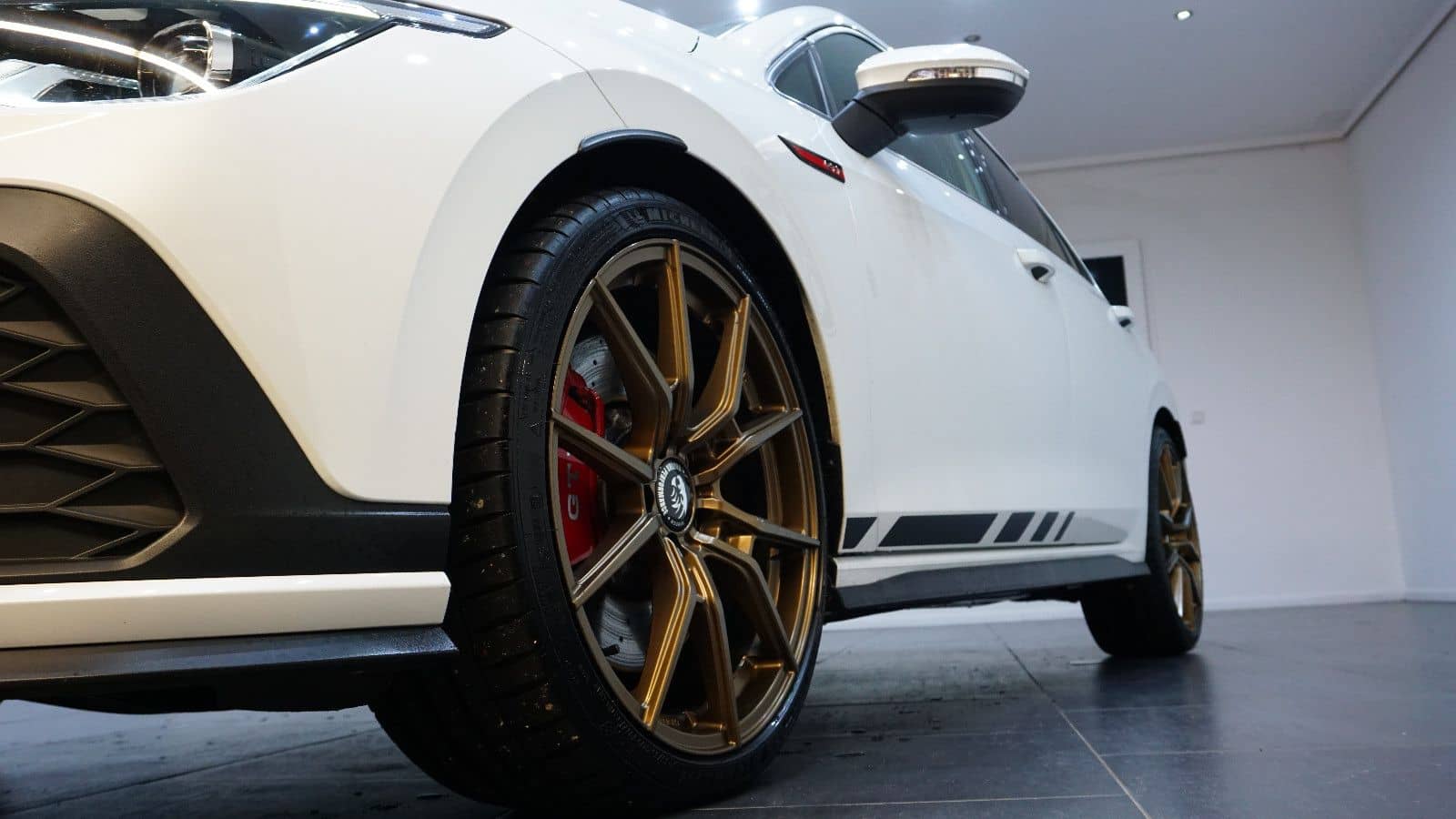 Volkswagen GTI VIII Clubsport *Oryx-Weiß Perlmutt*HarmanK* foto 4