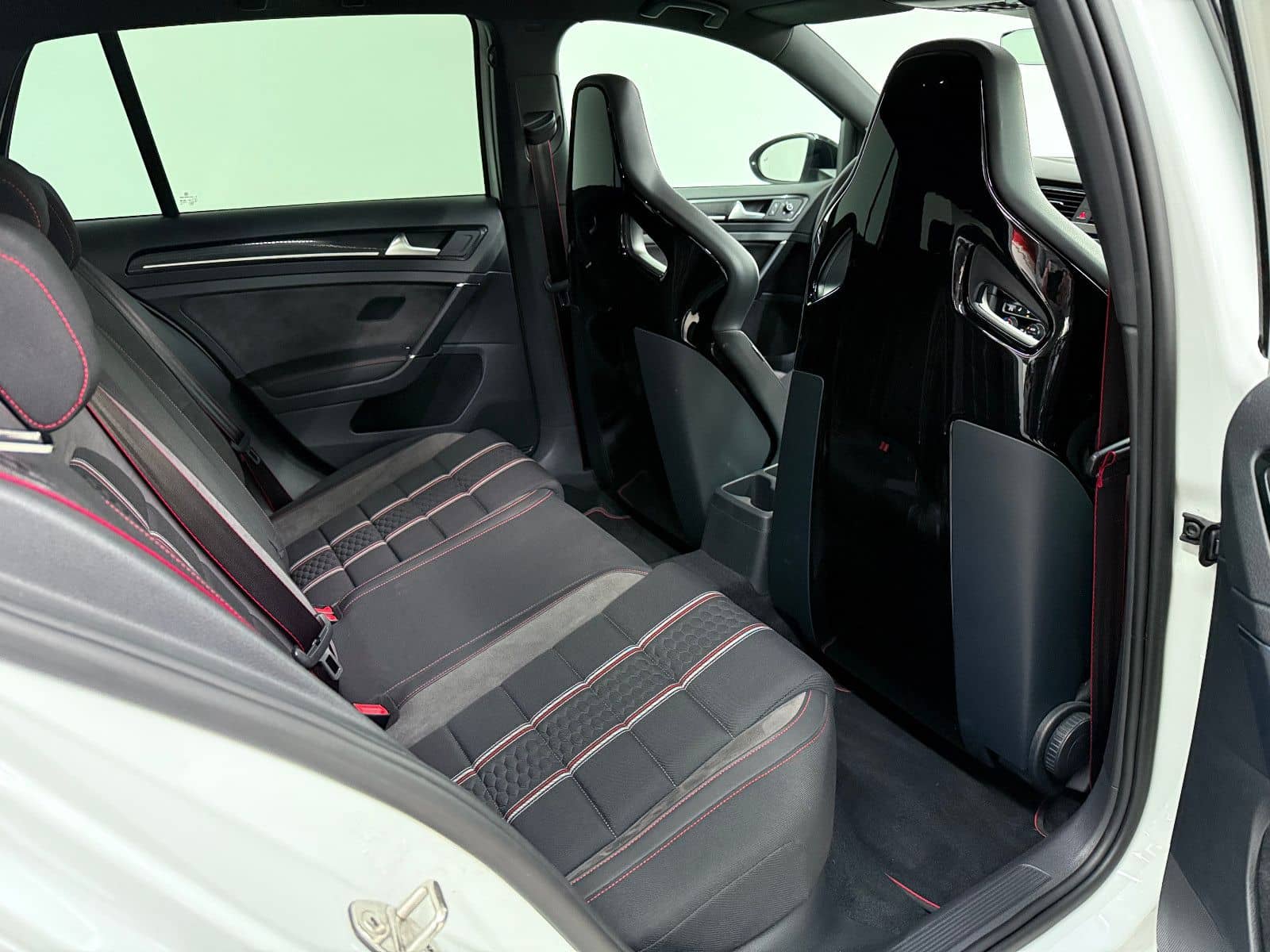 Volkswagen Golf VII GTI Clubsport *Pano*Schale*Dyn*Kamera* foto 13