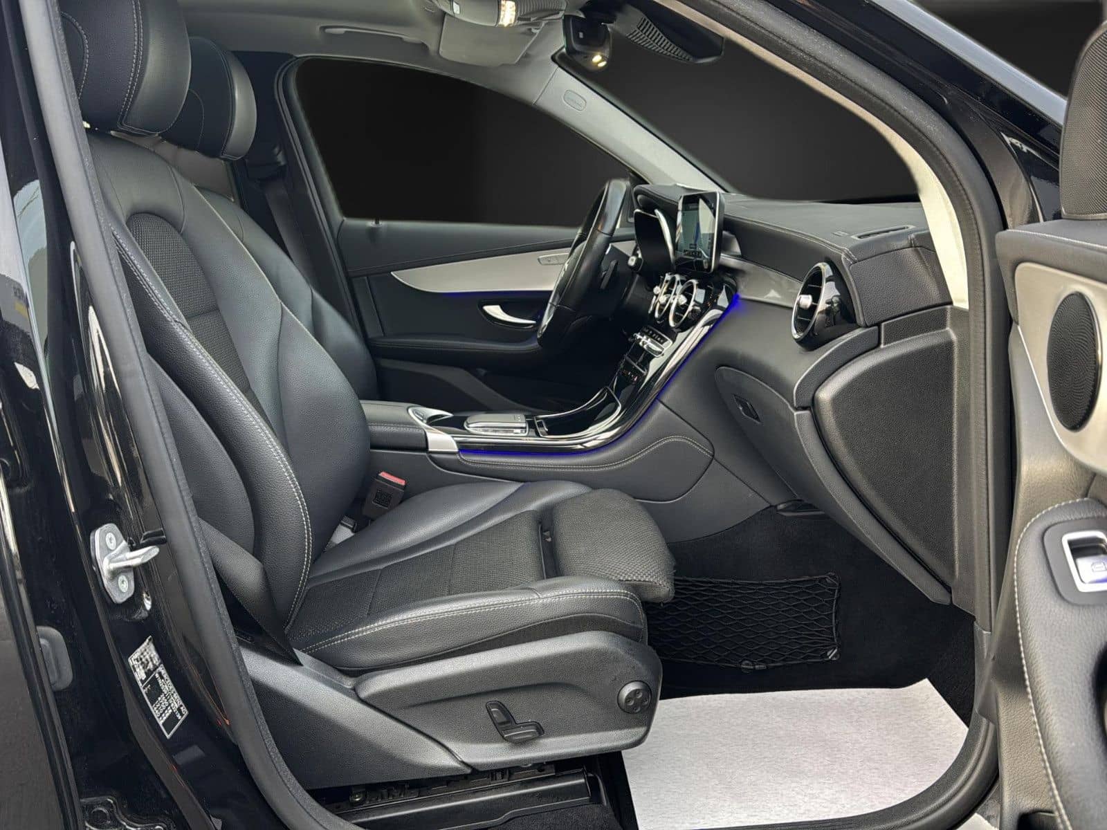 Mercedes-Benz GLC 300 de VIRTUAL*Sound*Distro*20*Mubeam*Kamera foto 14