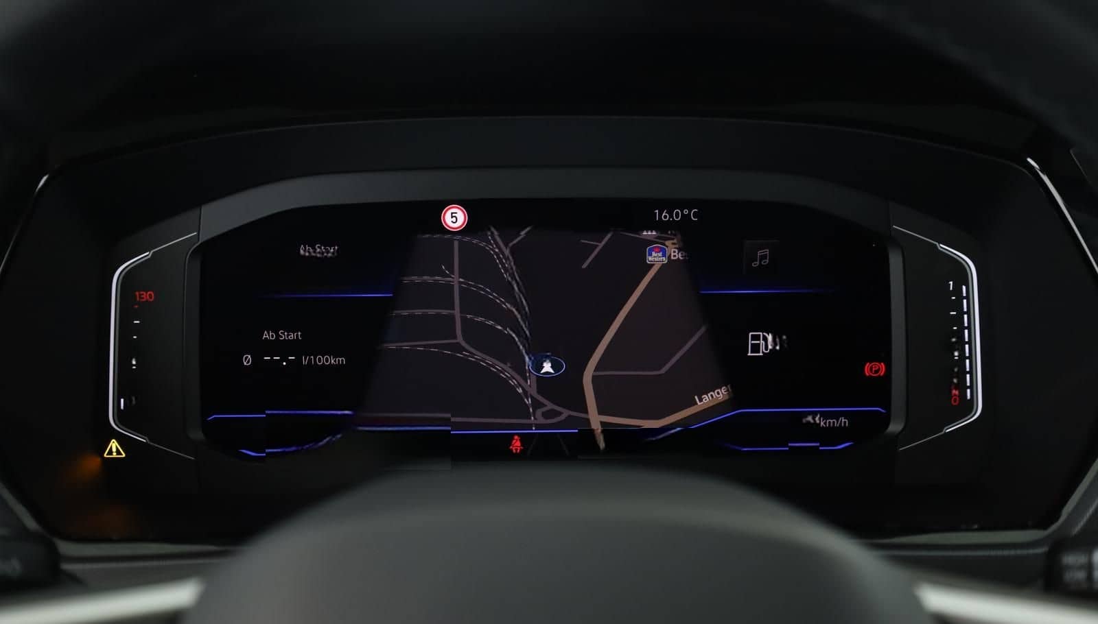 Volkswagen Touran 2.0 TDI DSG Highline R-Line 7 Pano 18 AHK foto 18