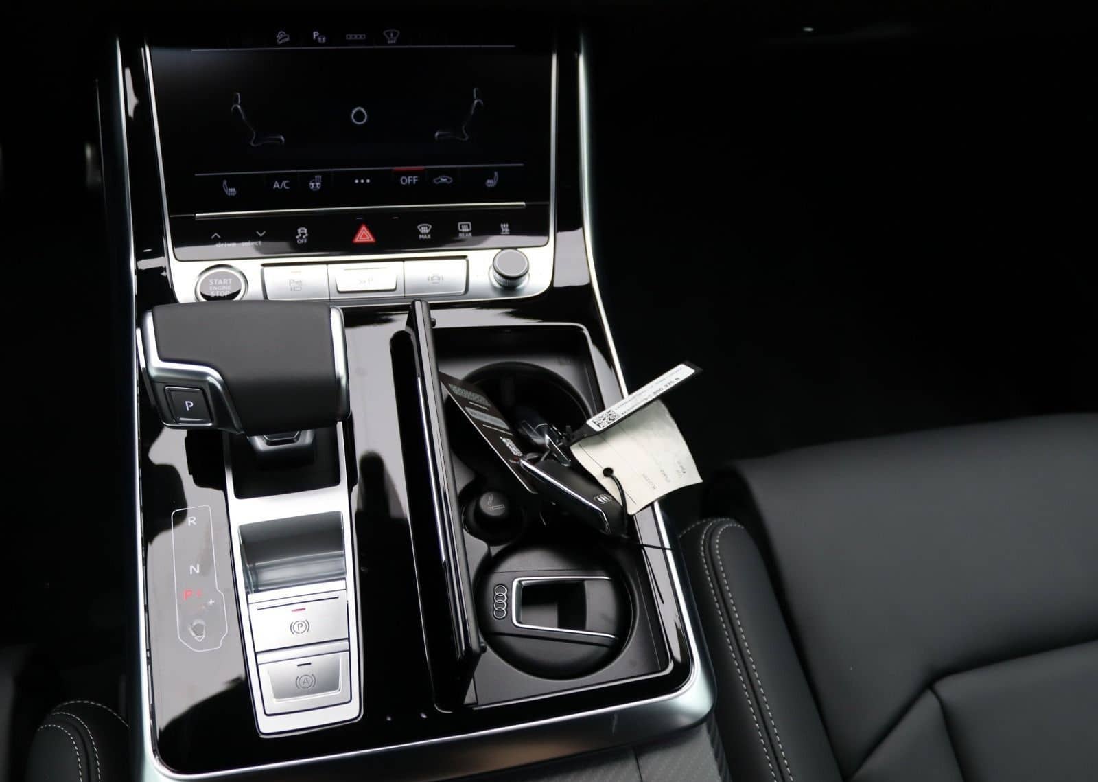 Audi Q8 S-Line 55 TFSI quattro / Pano, Laser, Standh foto 17