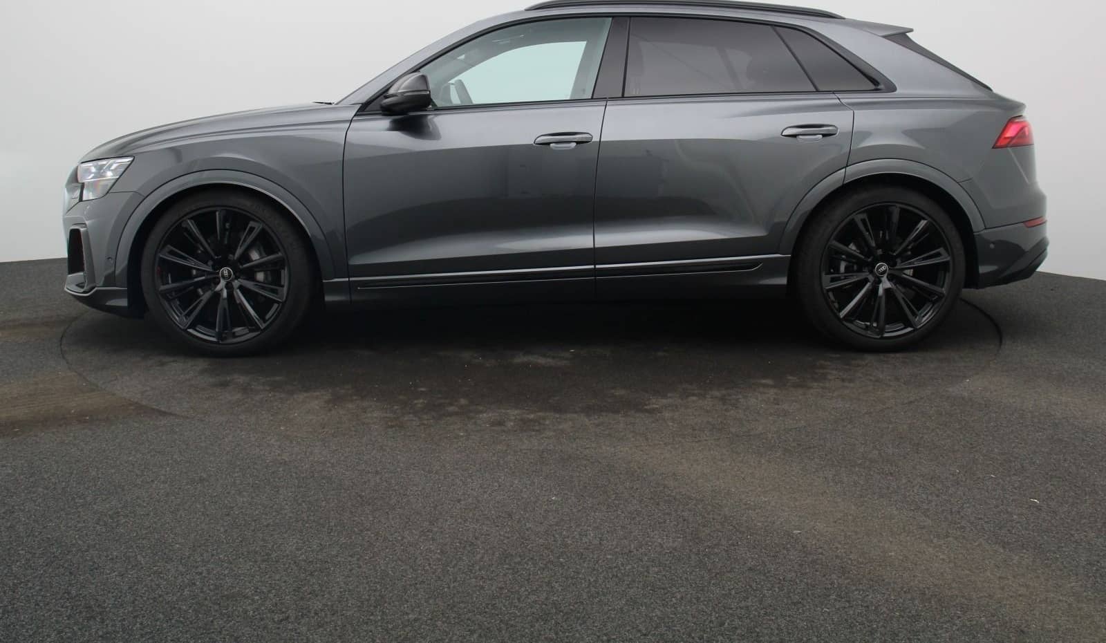 Audi Q8 S-Line 55 TFSI quattro / Pano, Laser, Standh foto 4