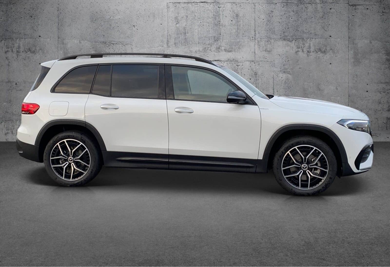 Mercedes-Benz EQB 300 4M AMG+NIGHT+DISTRO+PANO+BURME+360°+MEMO foto 4