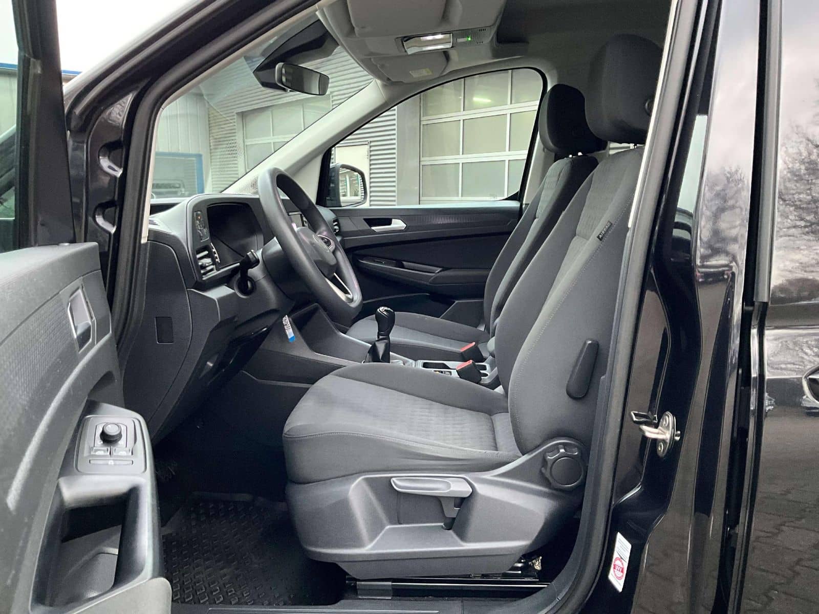 Volkswagen Caddy 1,5 TSI  Life  foto 17