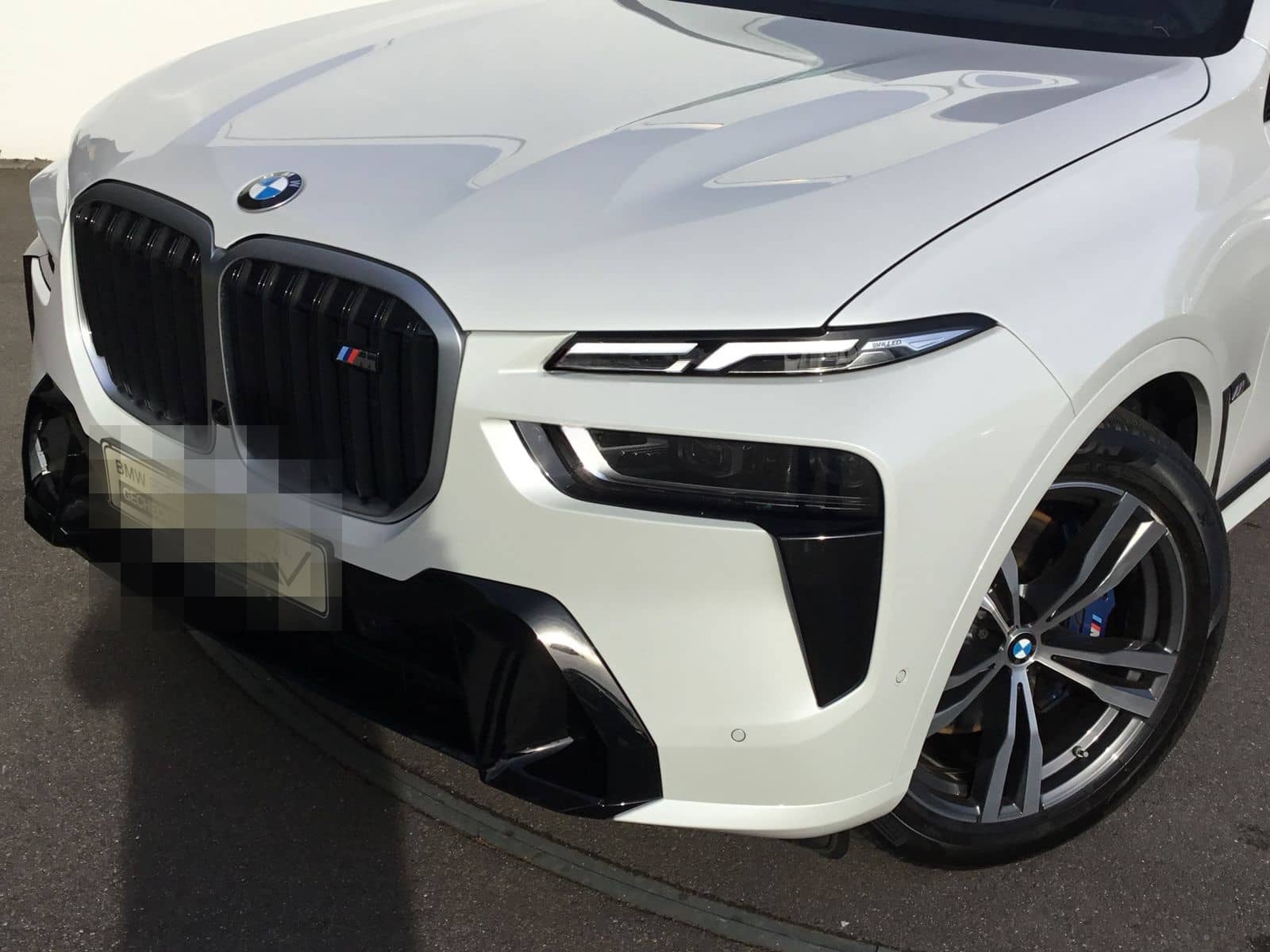 BMW X7 M60i PANO SKY+STANDHZ+KAMERA+ACC+AHK foto 3