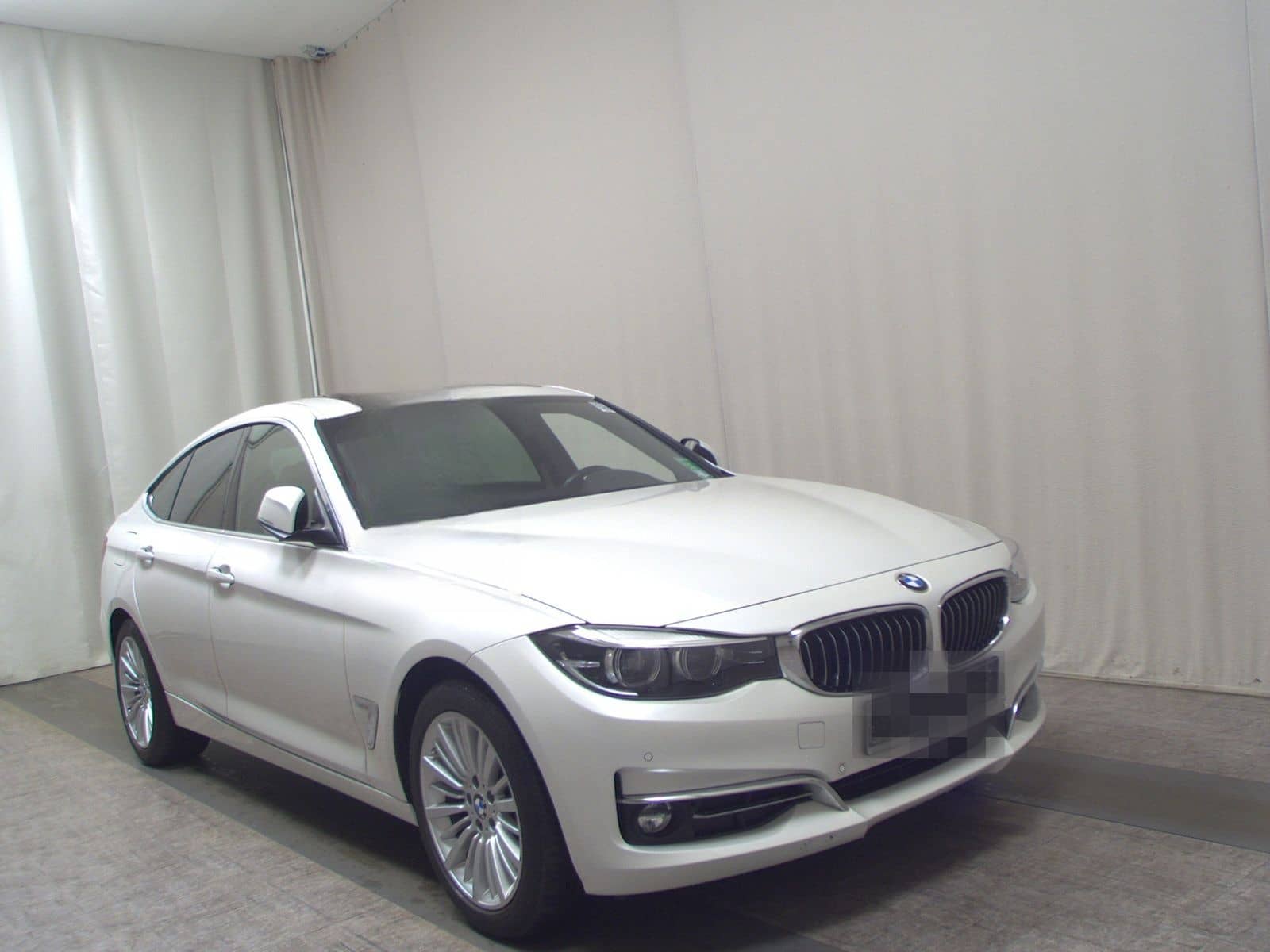 BMW 318 Gran Turismo Luxury-Line Navi LED Pano foto 3