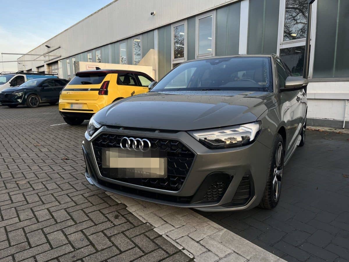 Audi A1 Sportback   30 TFSI S line foto 2