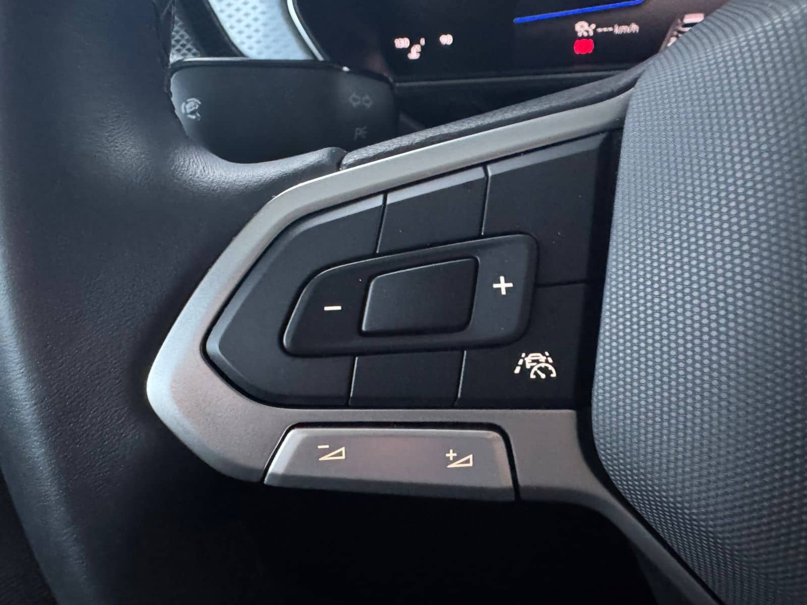 Volkswagen T-Cross 1.0 TSI Life APP/ACC/NAVI/ALLSEASON foto 18