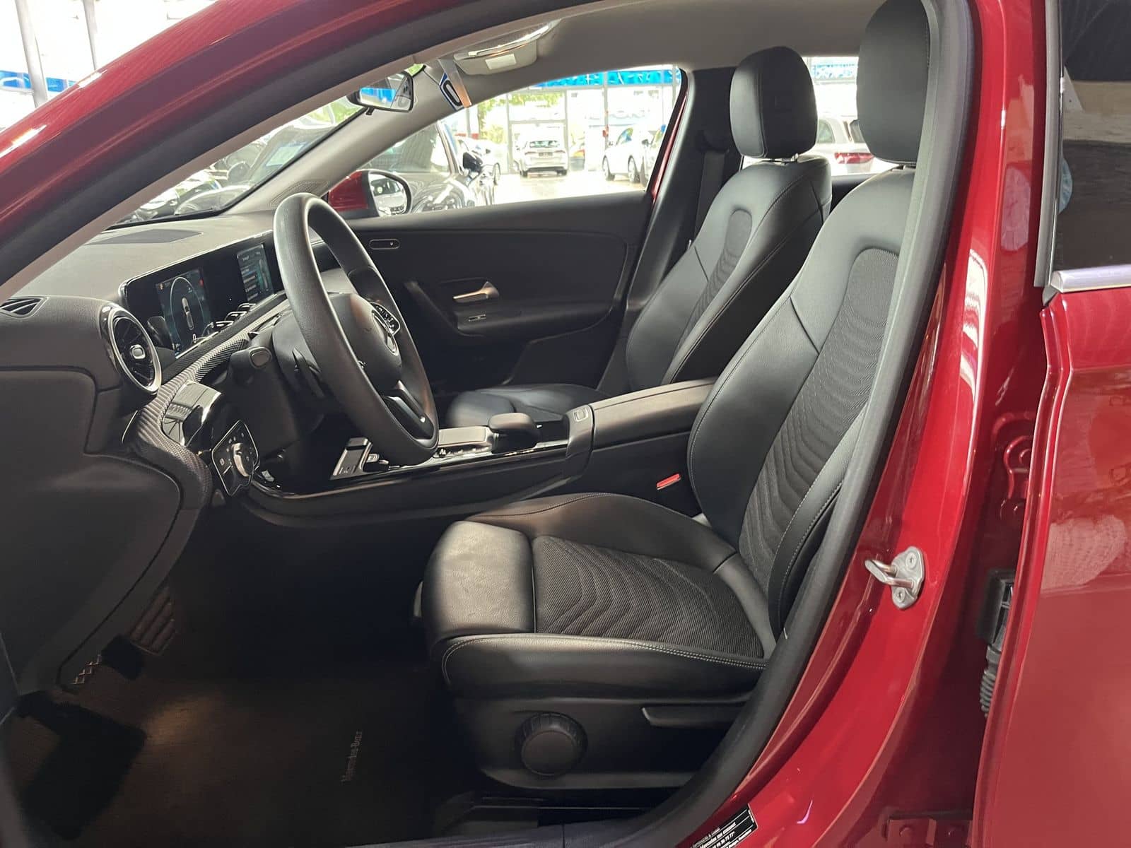 Mercedes-Benz A 200 d 4Matic*Navi*R-Cam*TeiLeder*CarPlay*SHZ* foto 8